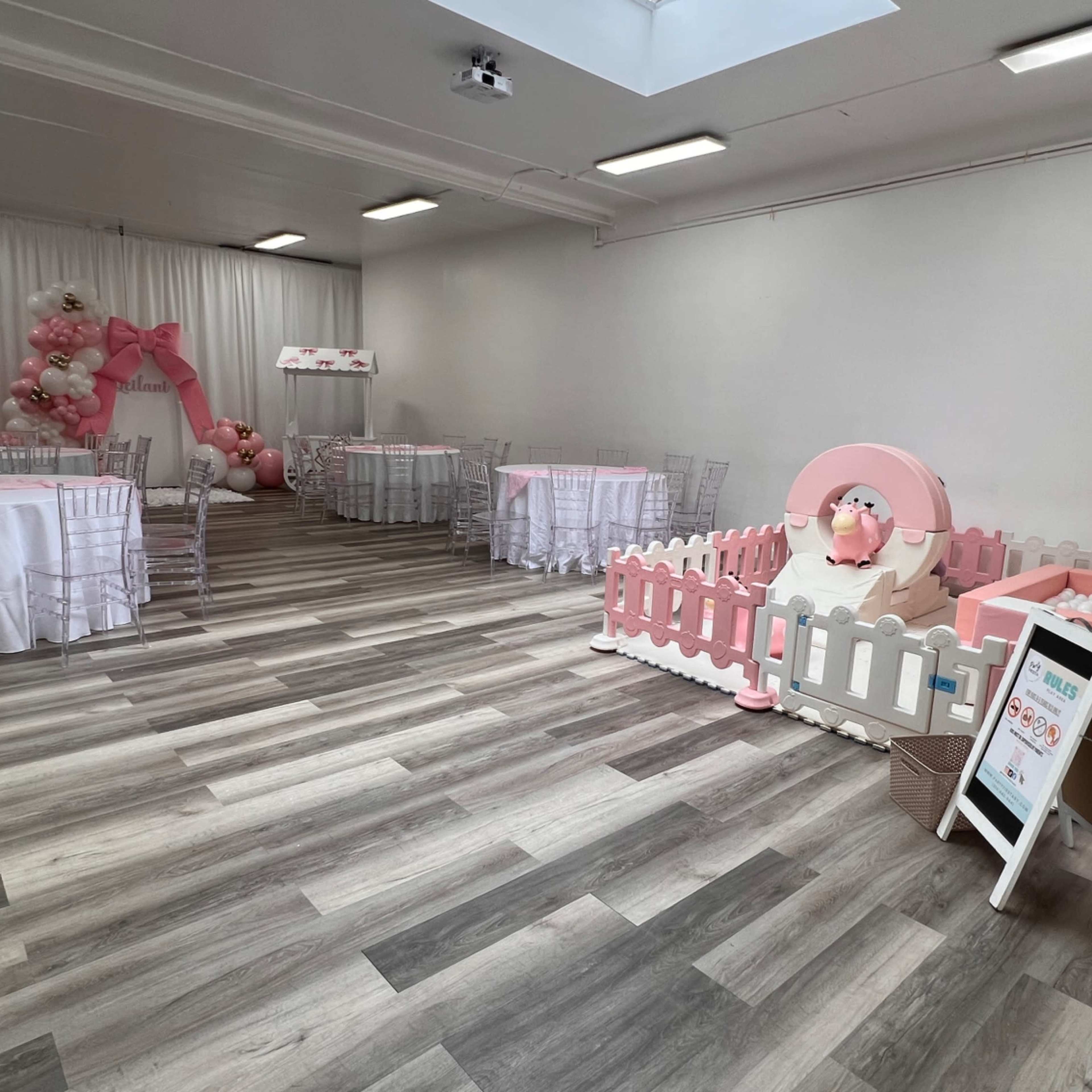 Chic Urban Event Space with Open Layout in the Heart of Astoria Image in Astoria, Queens County, NY