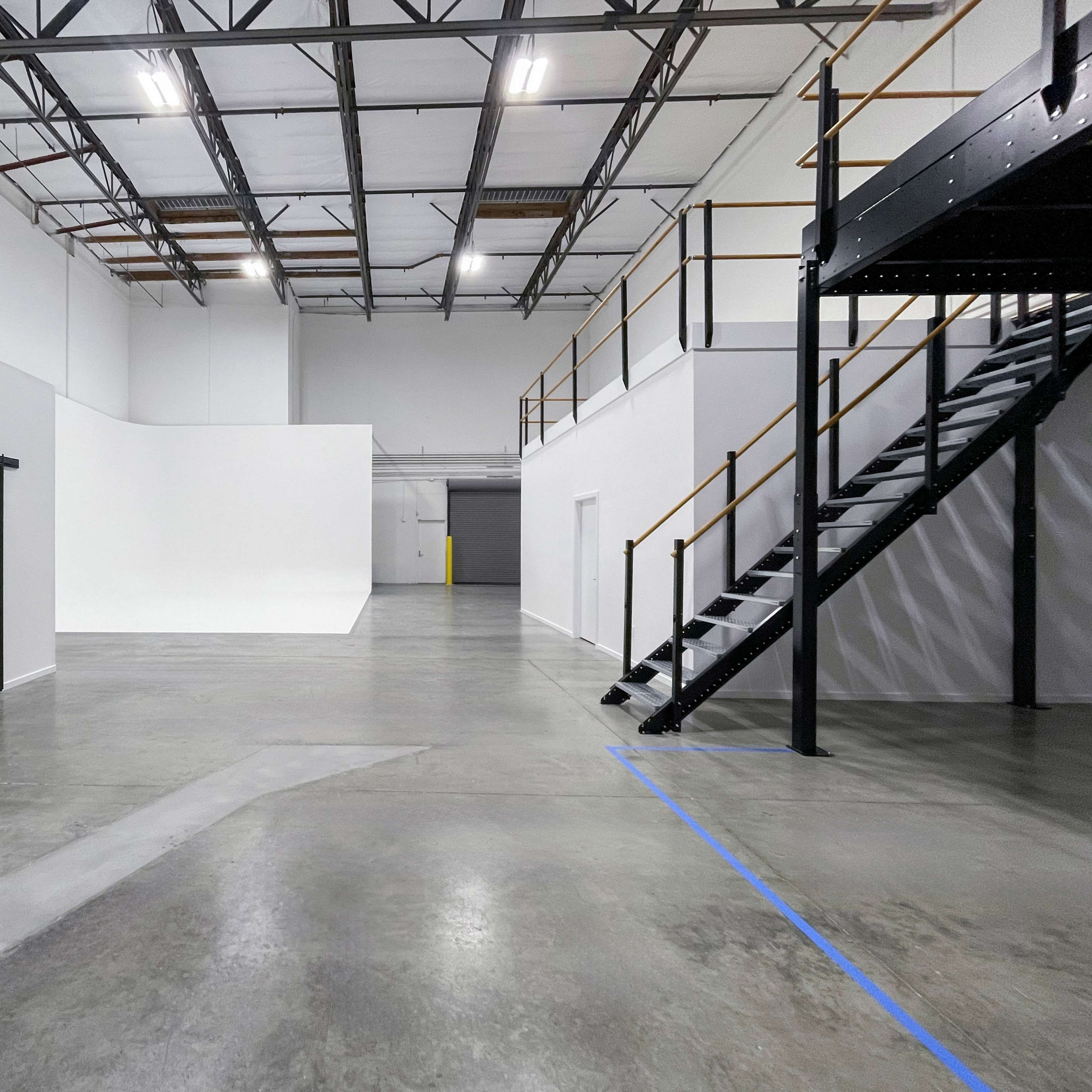 Ona Studio Image in Del Aire, Hawthorne, CA