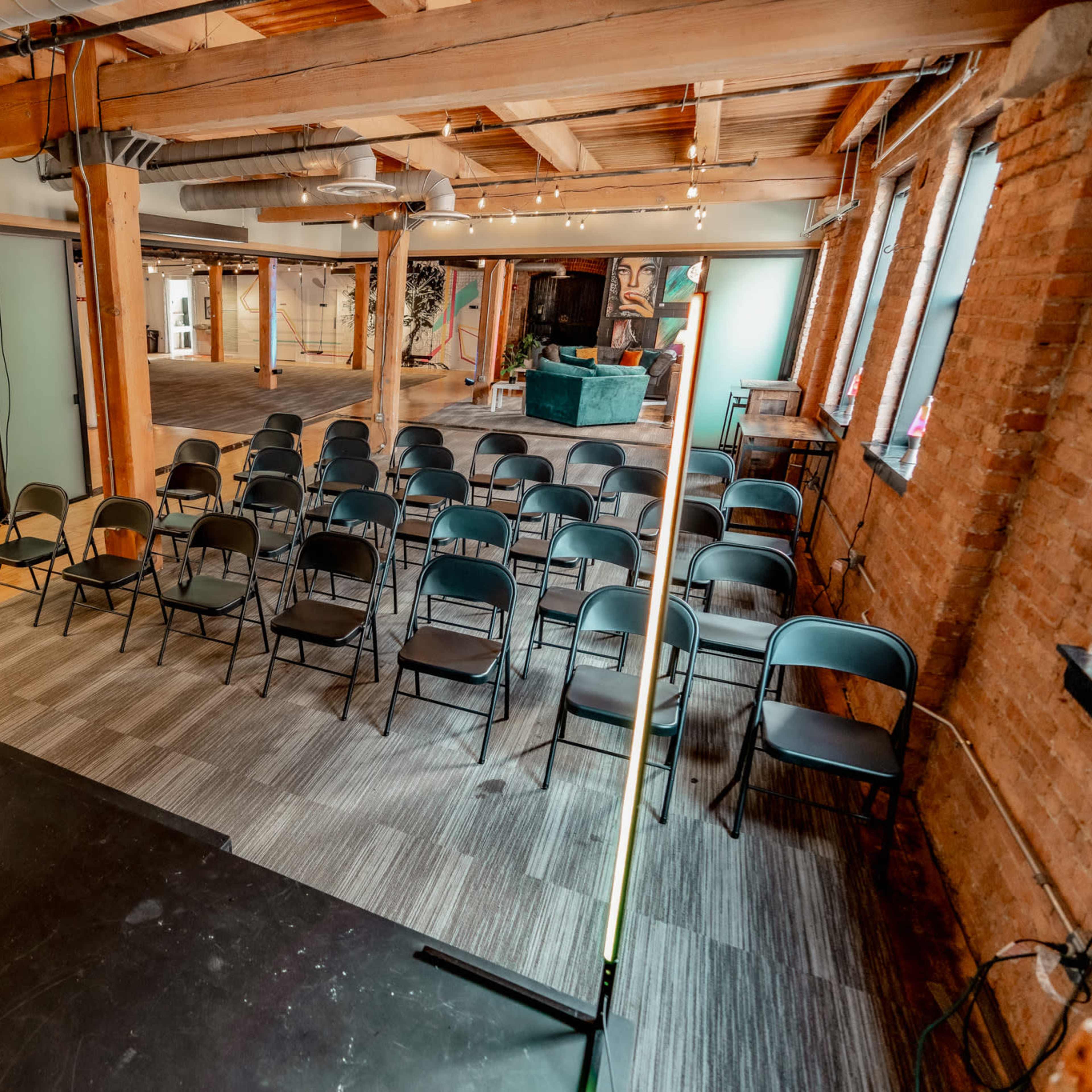 SET The Stage: Dynamic Creative Space for Panels, Performances, and Networking in River North Chicago Image in Near North Side, Chicago, IL