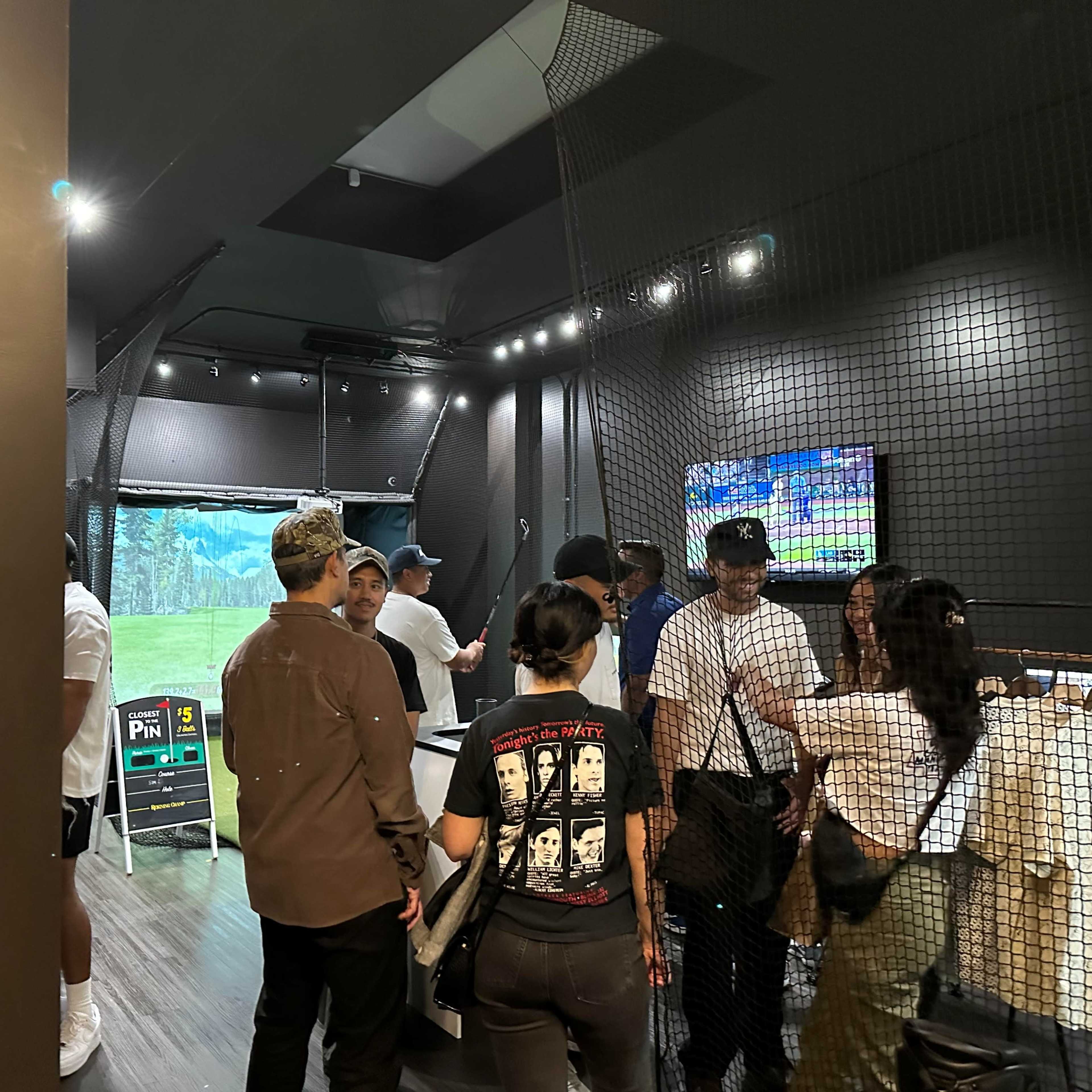 Modern Indoor Golf Studio for private events Image in Pasadena, Pasadena, CA