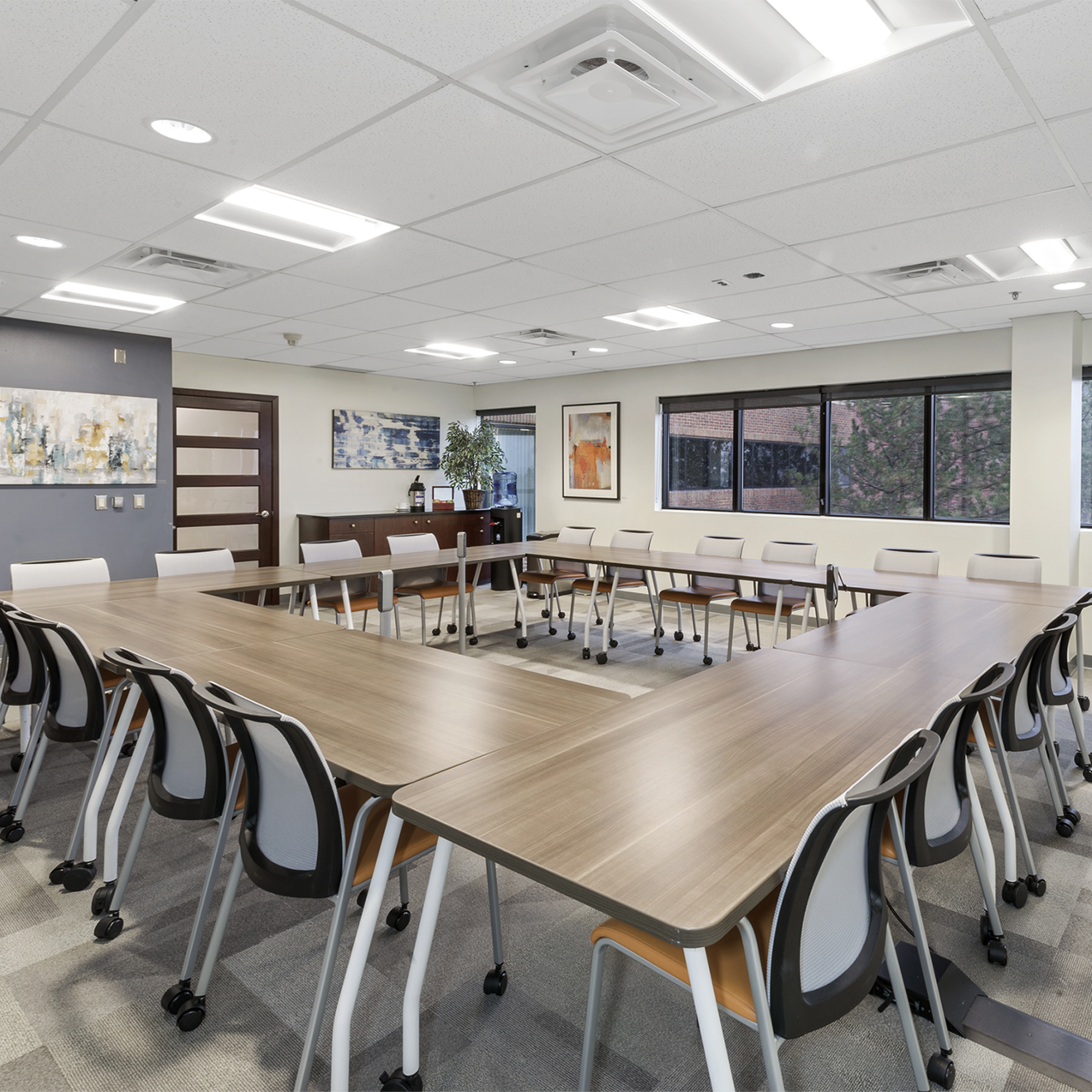 Versatile Meeting Space w/ 82" HDTV in Downtown Ann Arbor Image in Bryant Pattengill West, Ann Arbor, MI