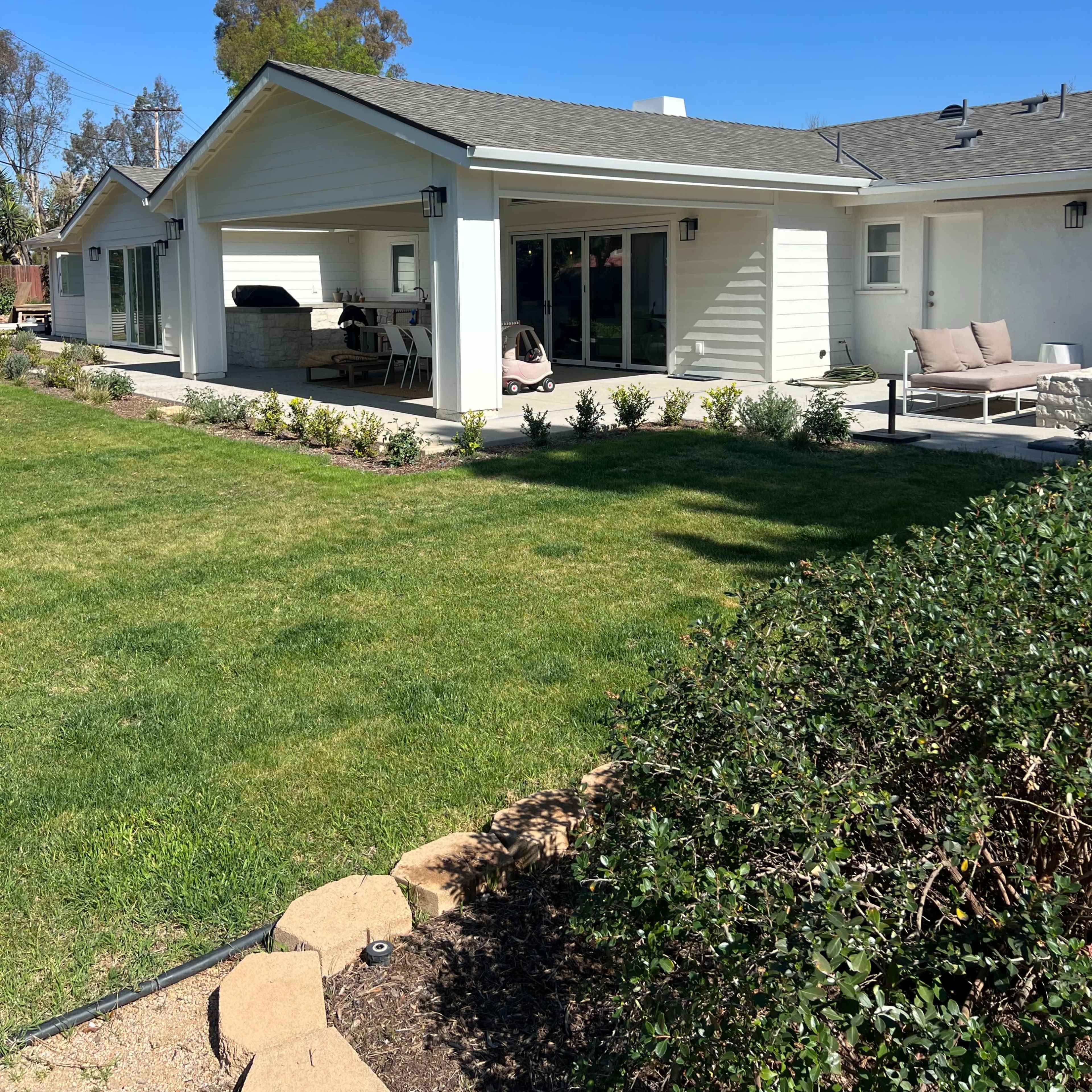 Stunning mid-century modern backyard oasis nestled in the heart of North Tustin, California. Image in North Tustin, North Tustin, CA