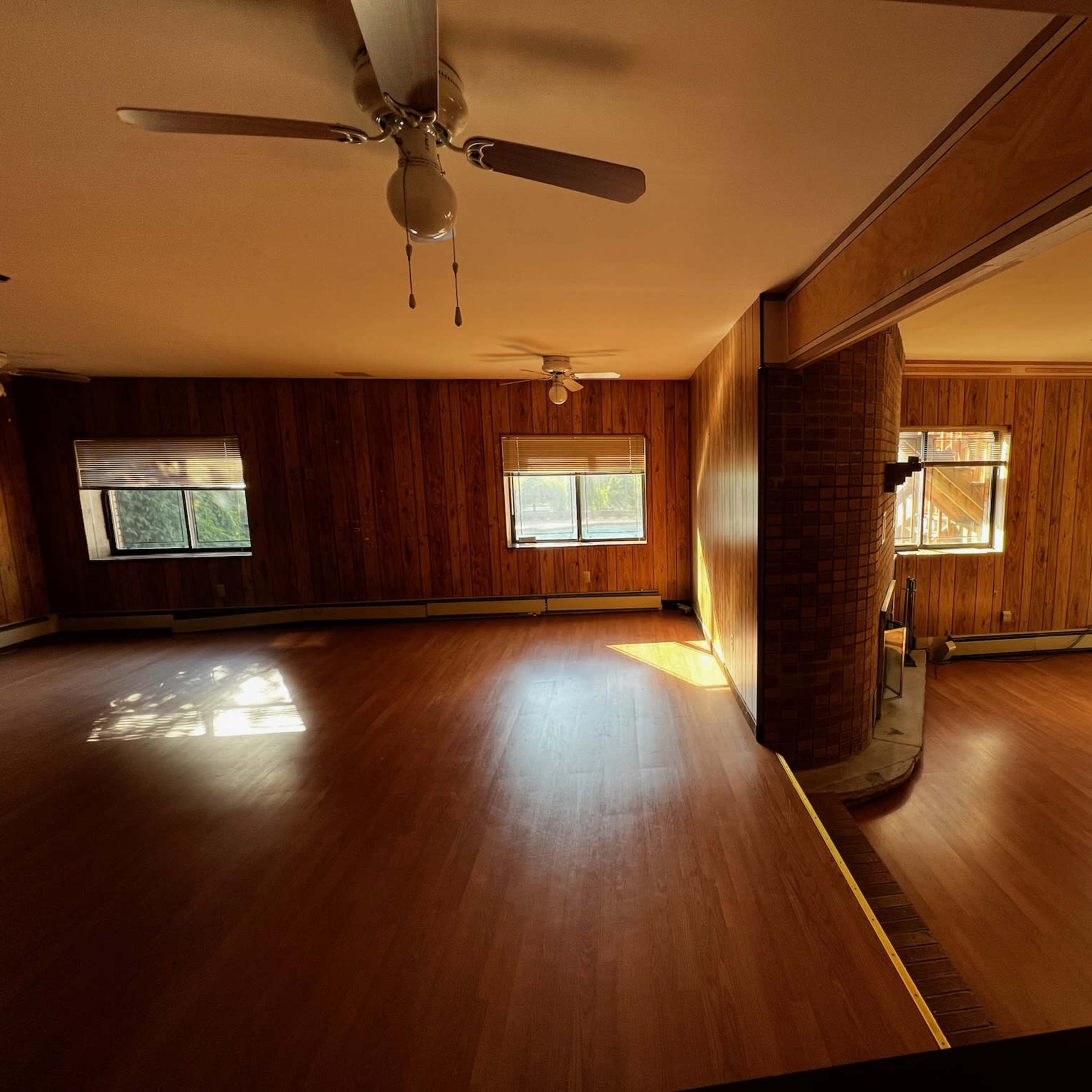 RUSTIC TWO FAMILY WOOD INTERIOR HOUSE FOR FILM AND PHOTOSHOOTS Image in Fort Lee, Fort Lee, NJ