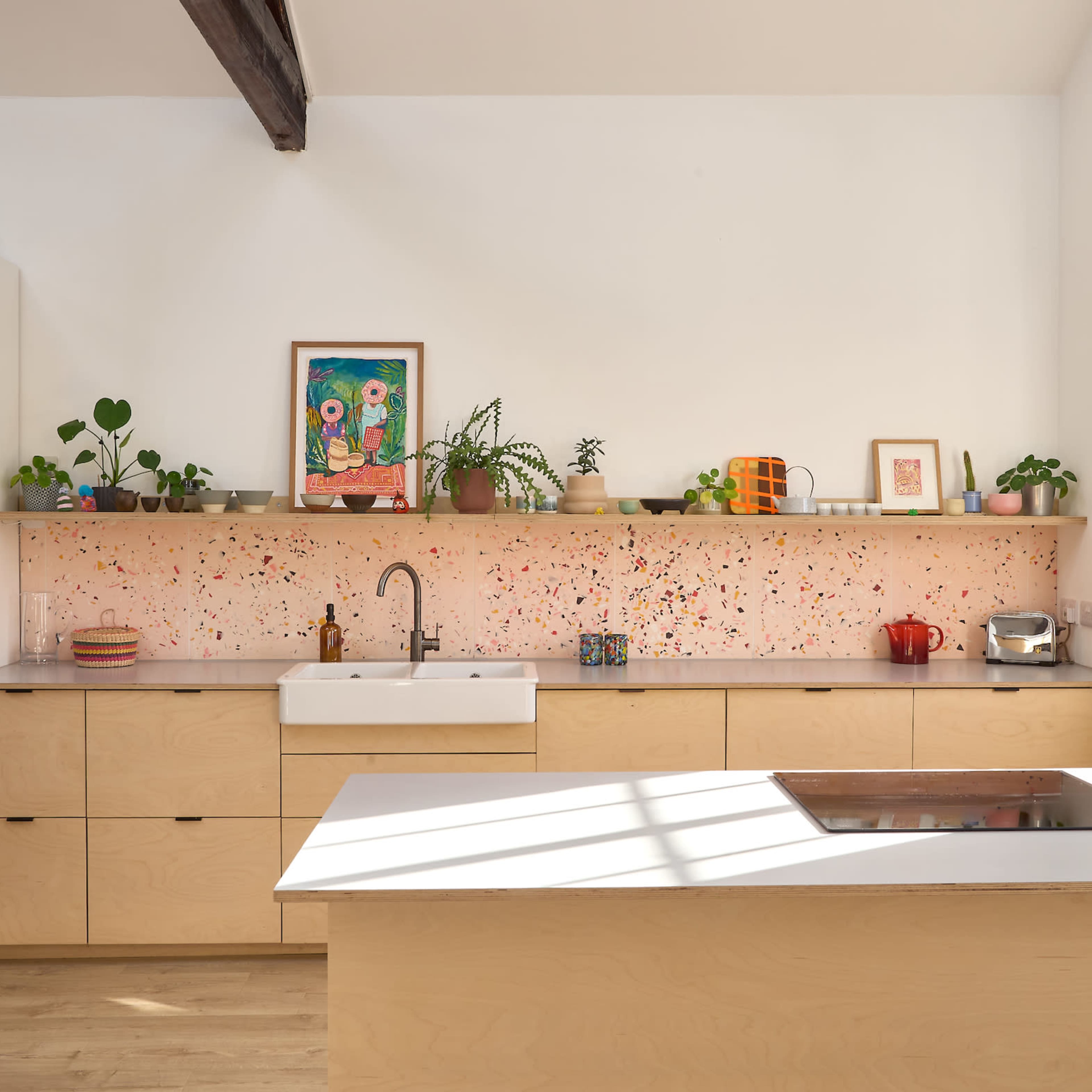 Light-filled Artist Loft Apartment Image in Wandsworth, London, England