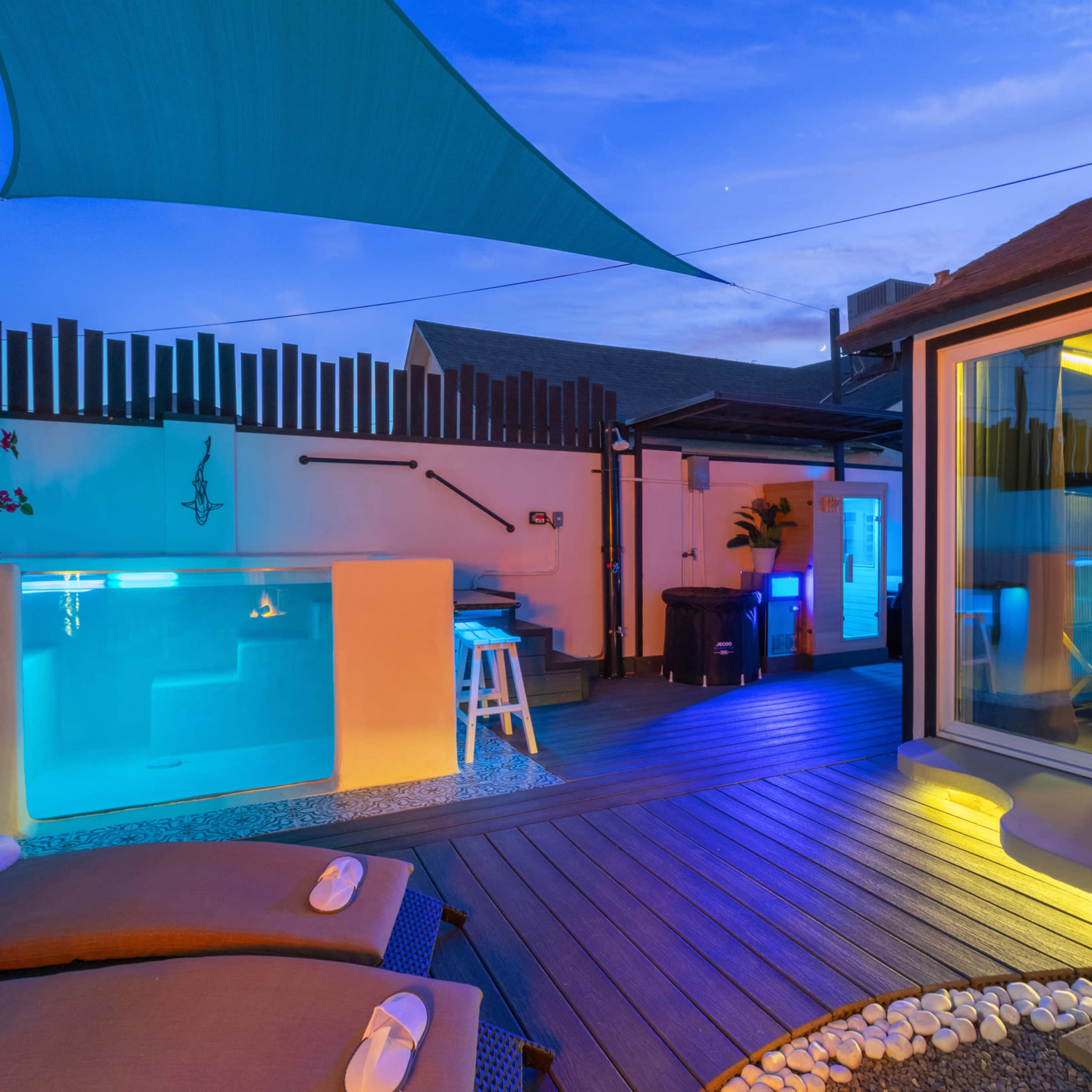 Luxury downtown home with heated pool and spa Image in Central City, Phoenix, AZ