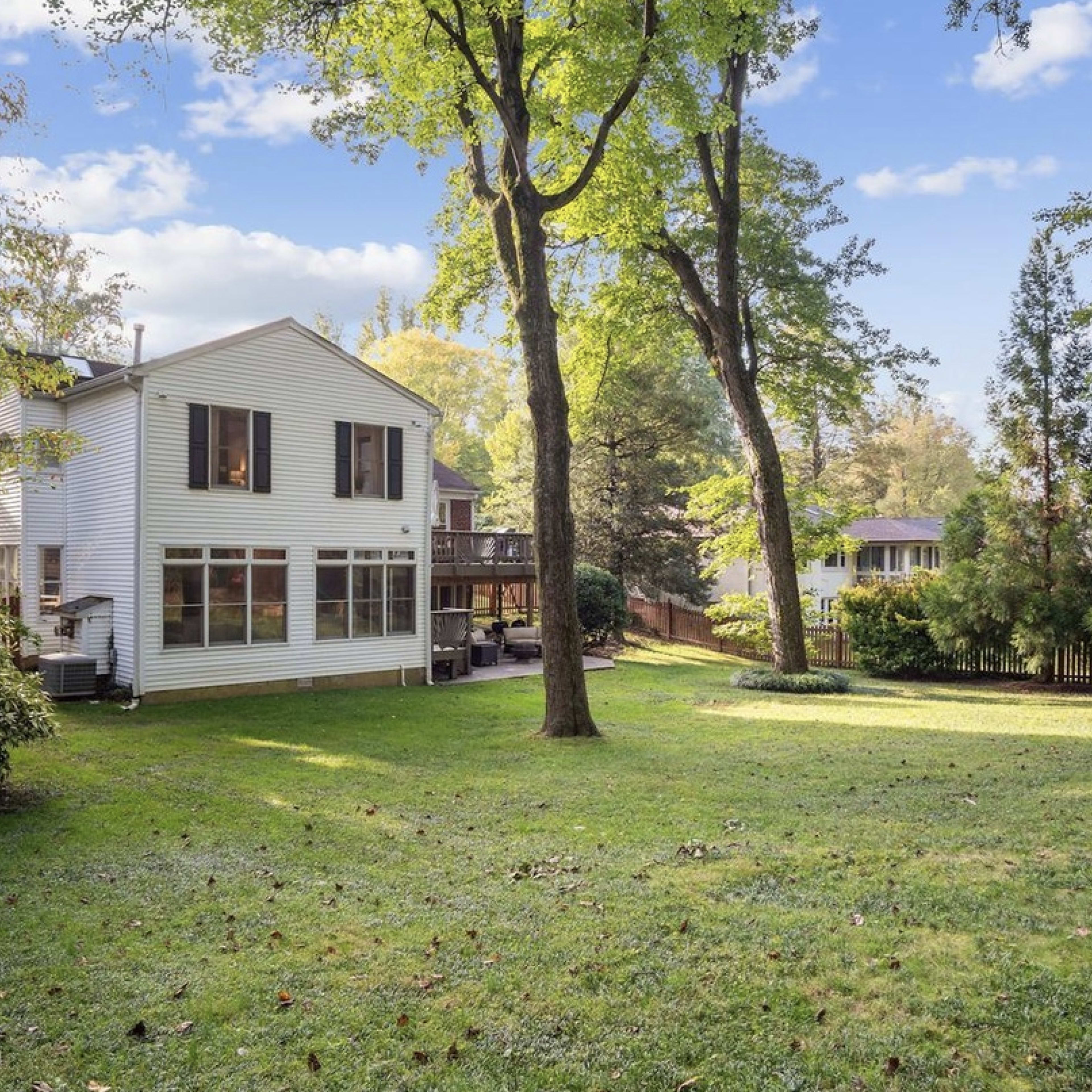 Large Backyard in Falls Church Image in Lake Barcroft, Falls Church, VA