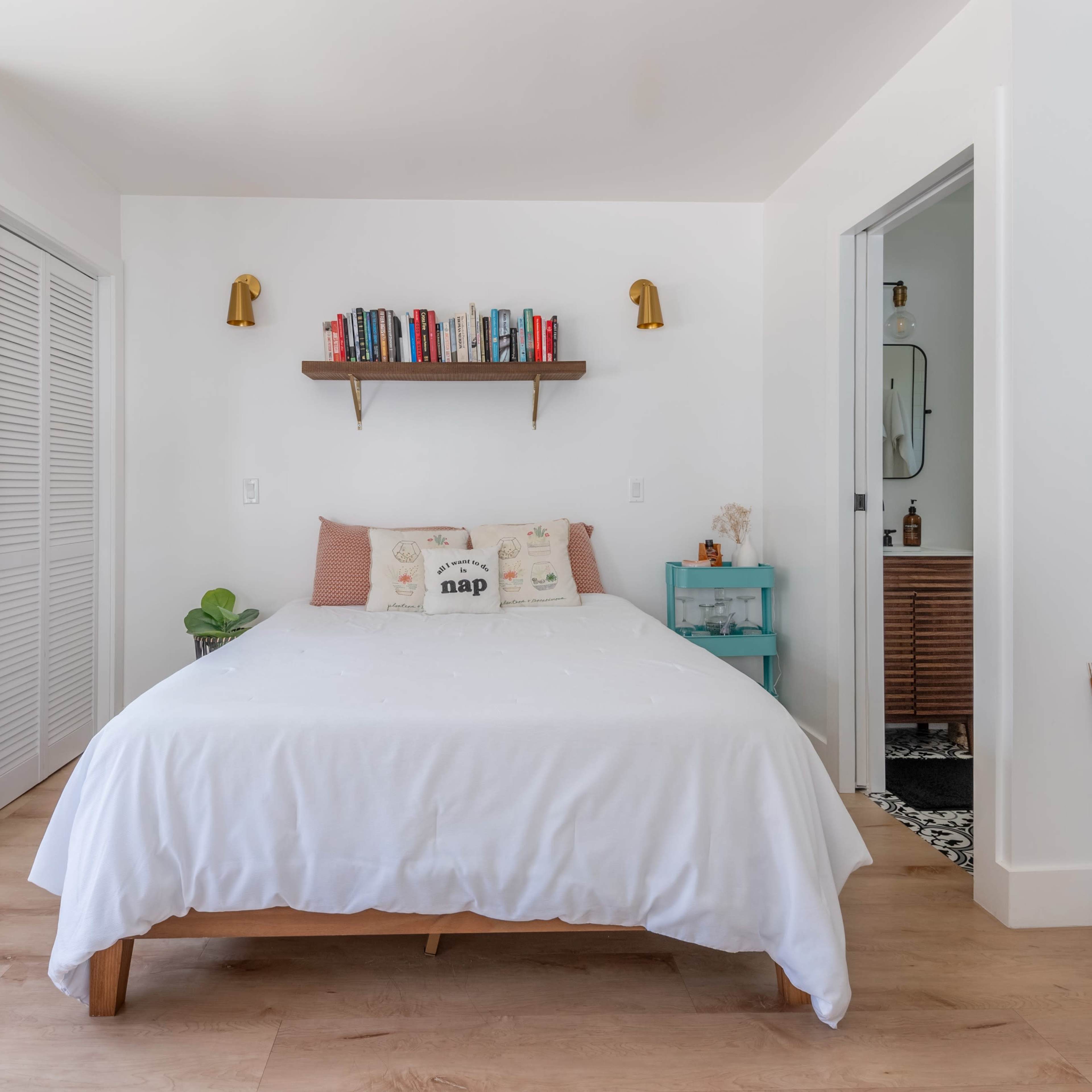 Newly Built Modern Studio Guest House w/ Backyard Image in North Hollywood, Los Angeles, CA