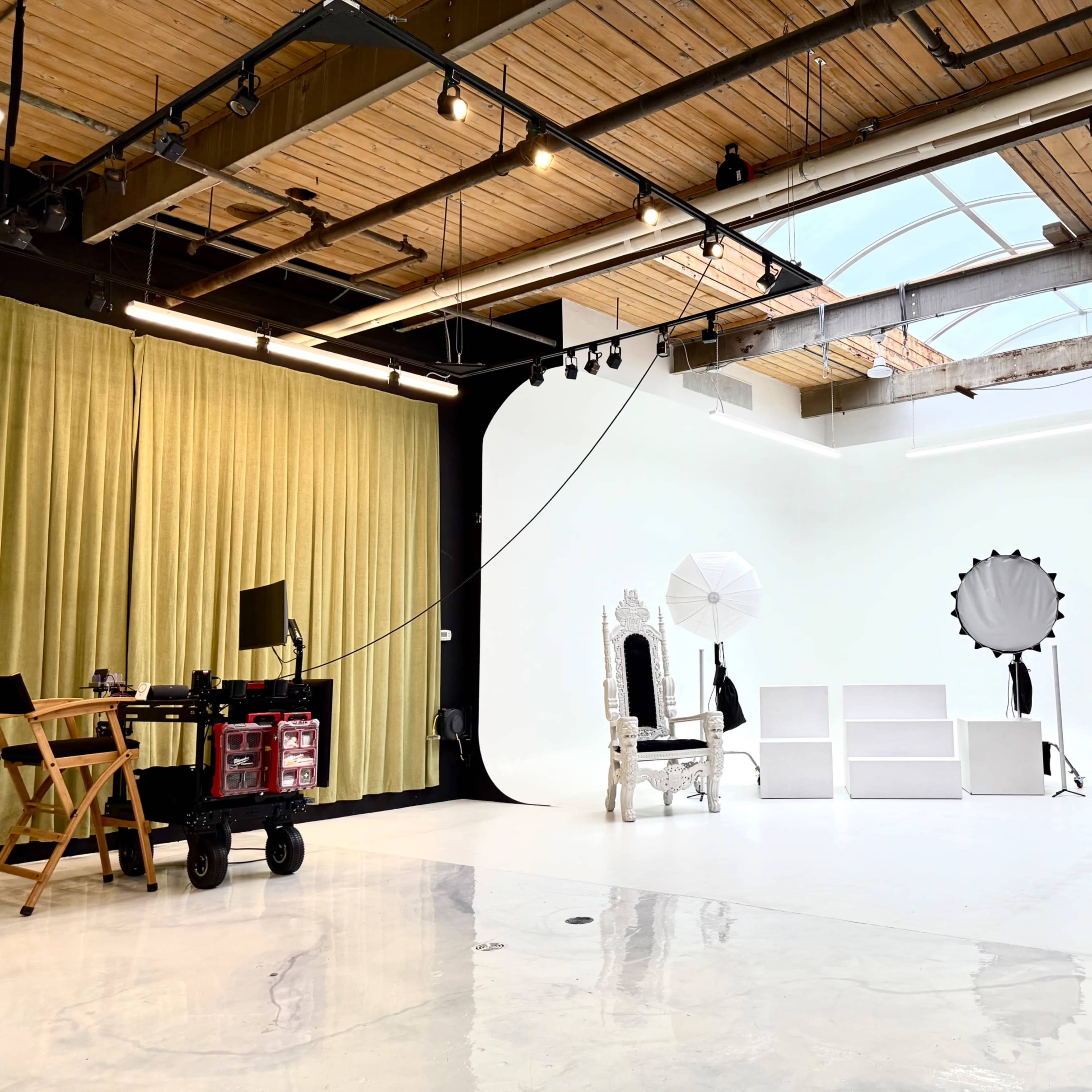 Rvx studio  Image in Weston-Pelham Park, Toronto, ON