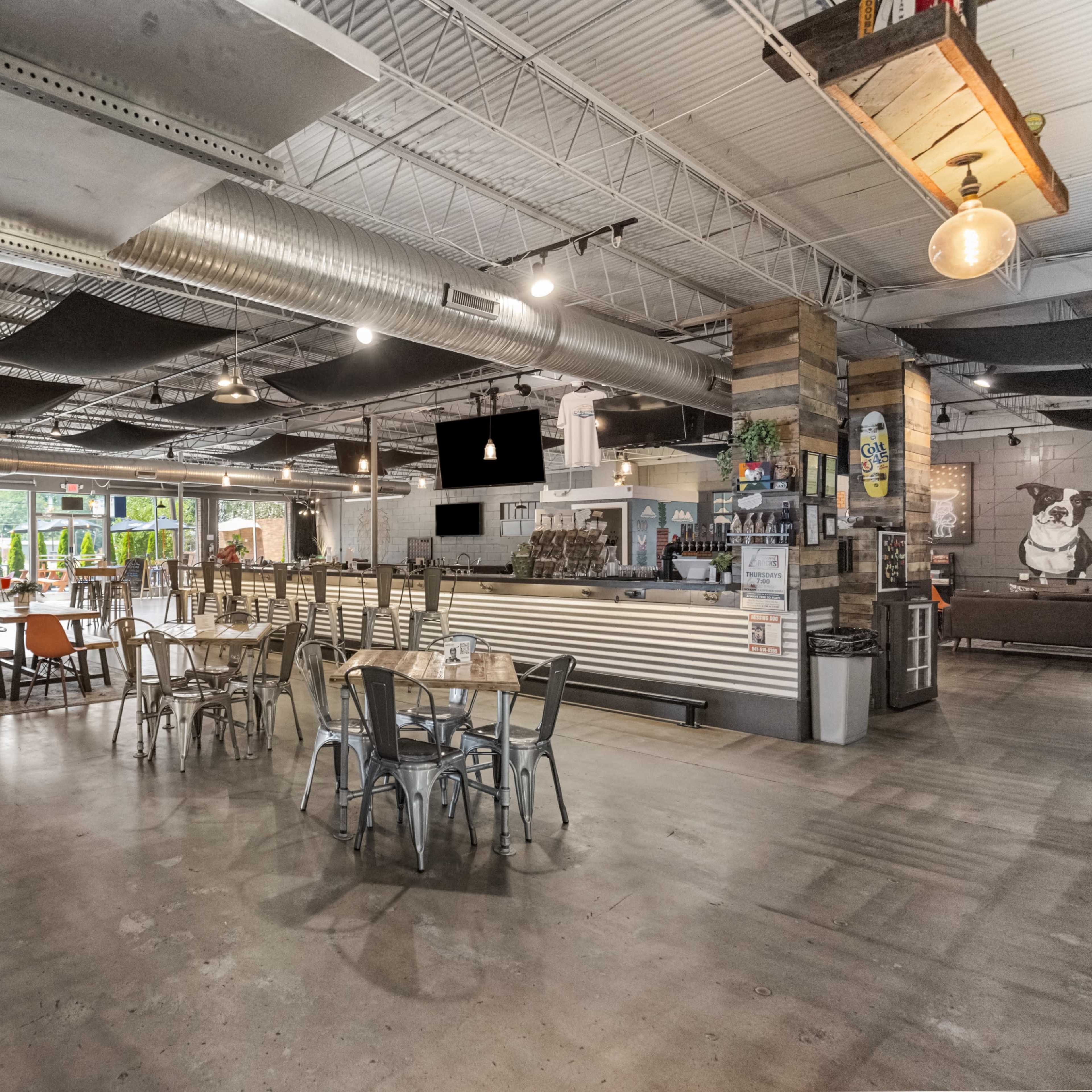 Awesome venue with 360 degree bar and plenty of space to spread out! Image in , Greenville, SC