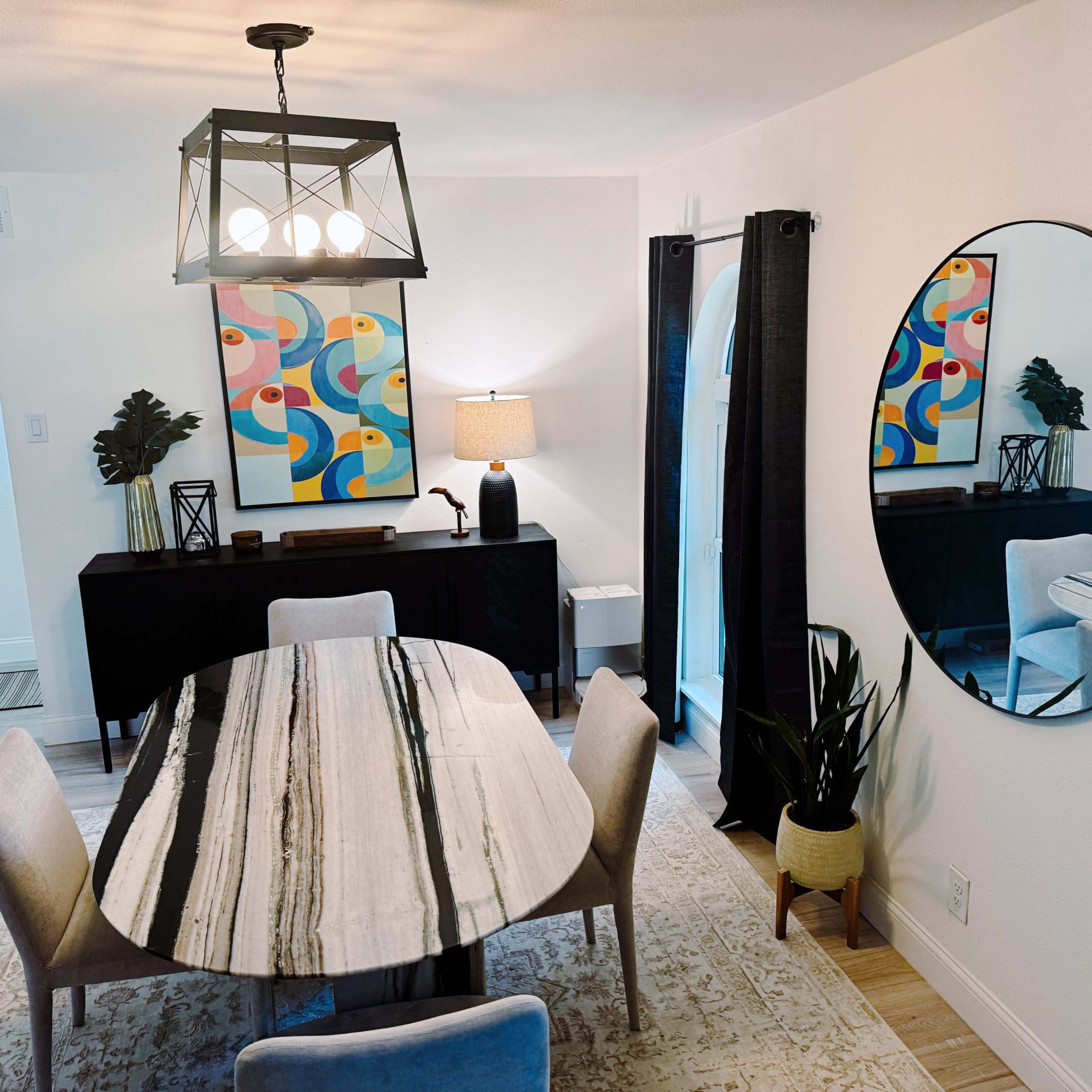 The Luxe Lounge: Photo/Video Studio House Image in The Colony, The Colony, TX
