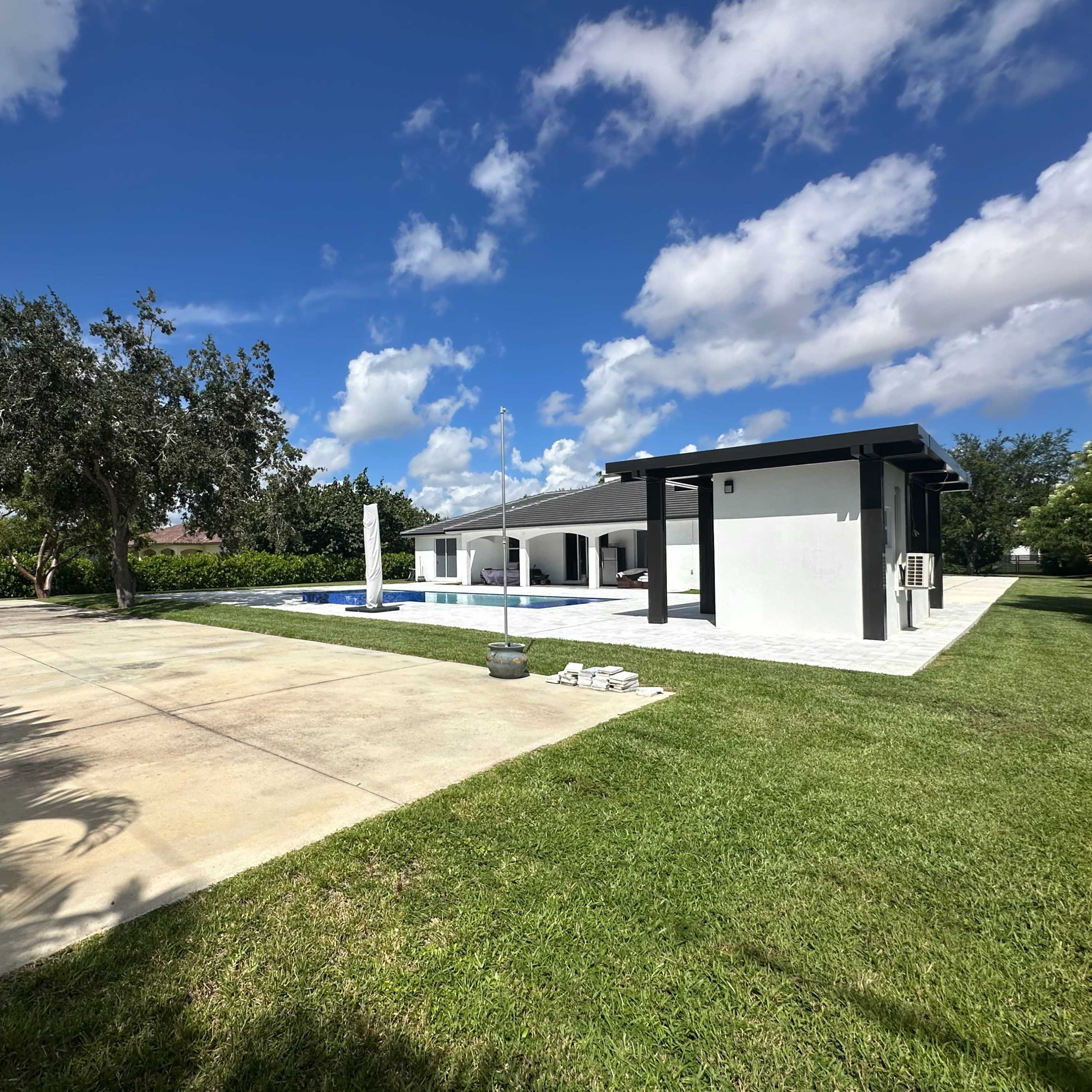 Unique patio Image in Tamiami, Miami, FL