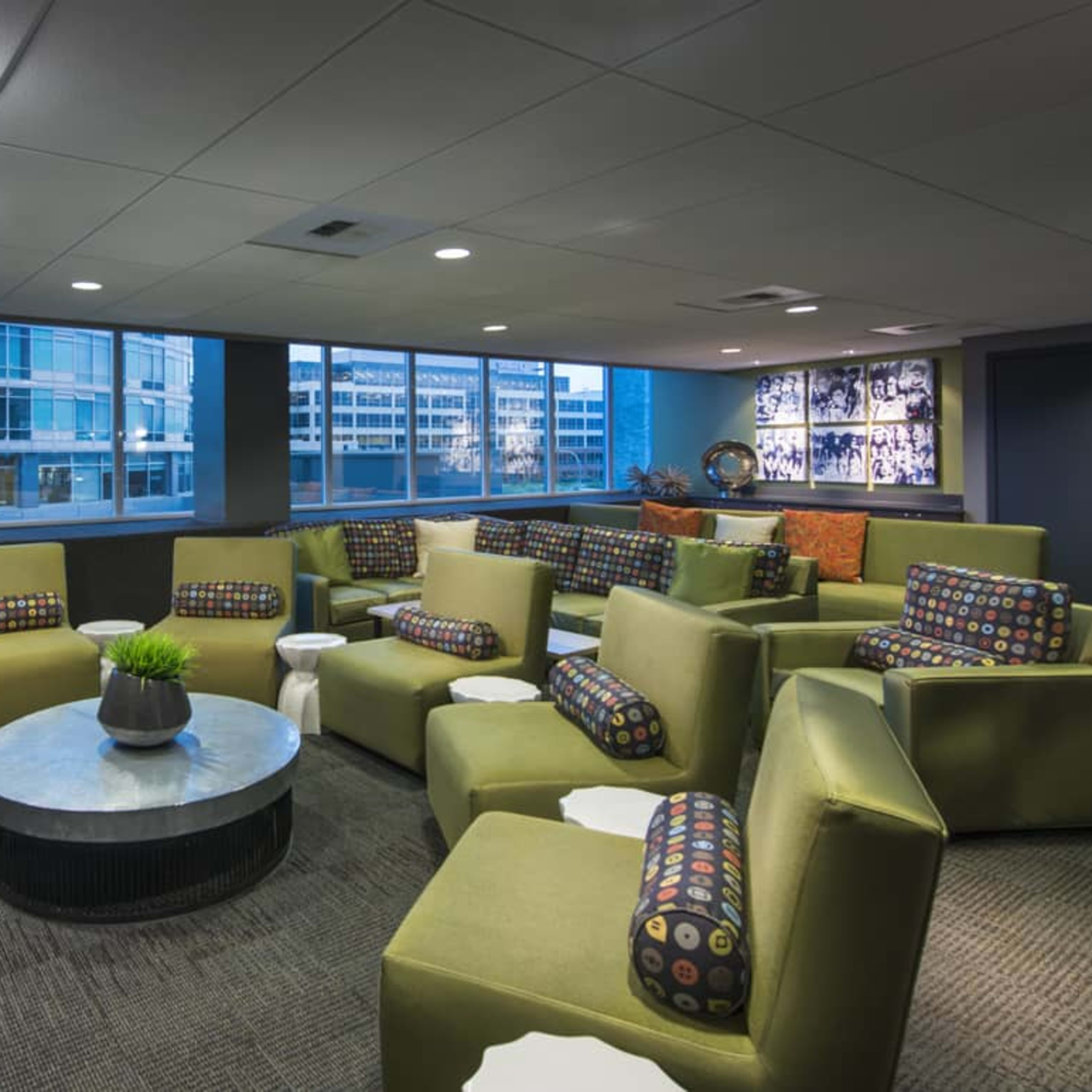 Stylish Media Room in Bellevue Image in Northwest Bellevue, Bellevue, WA