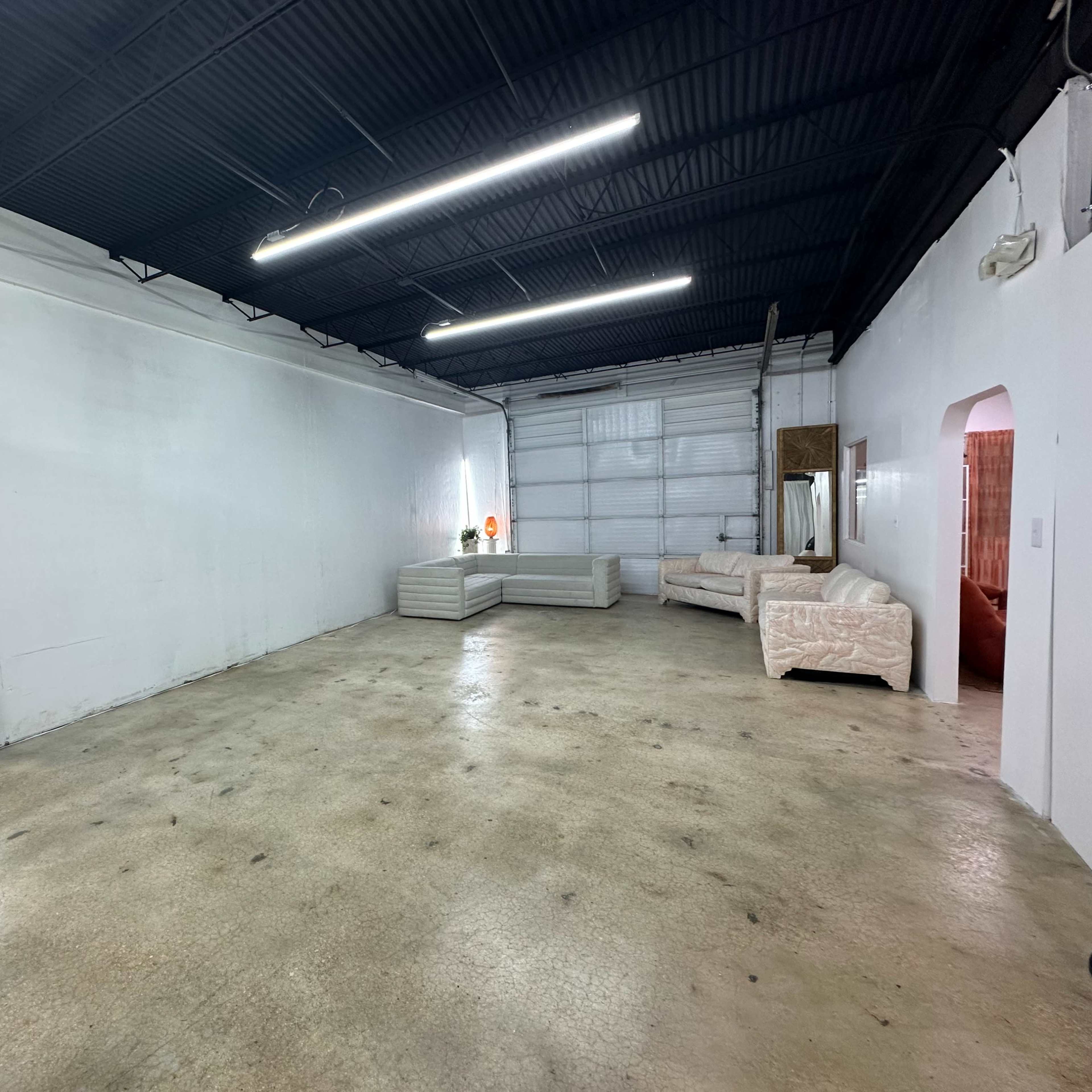 Modern Open Warehouse for Events & Collaborations Image in Oakland Park, Oakland Park, FL