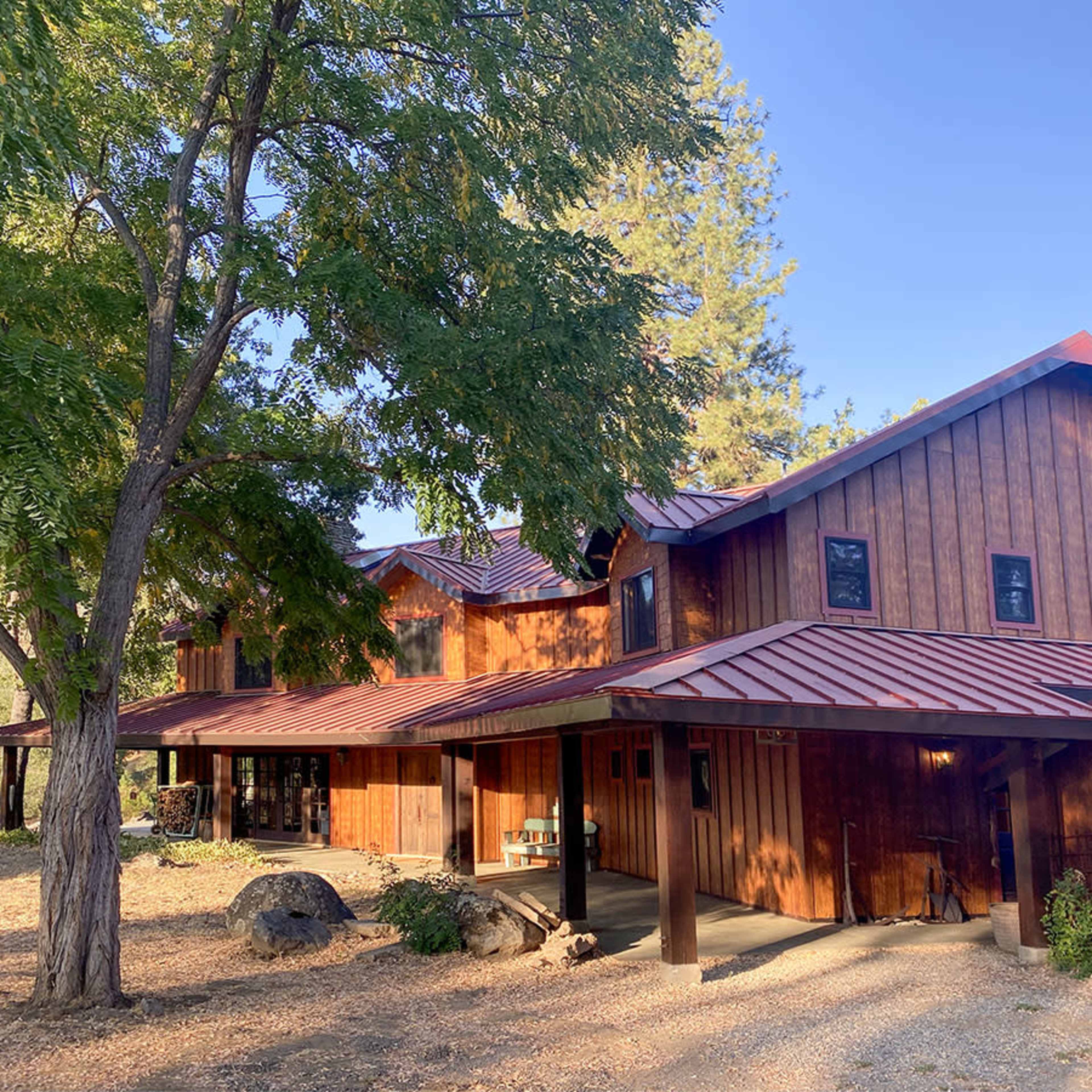 Holliday Lake House Image in , North Fork, CA