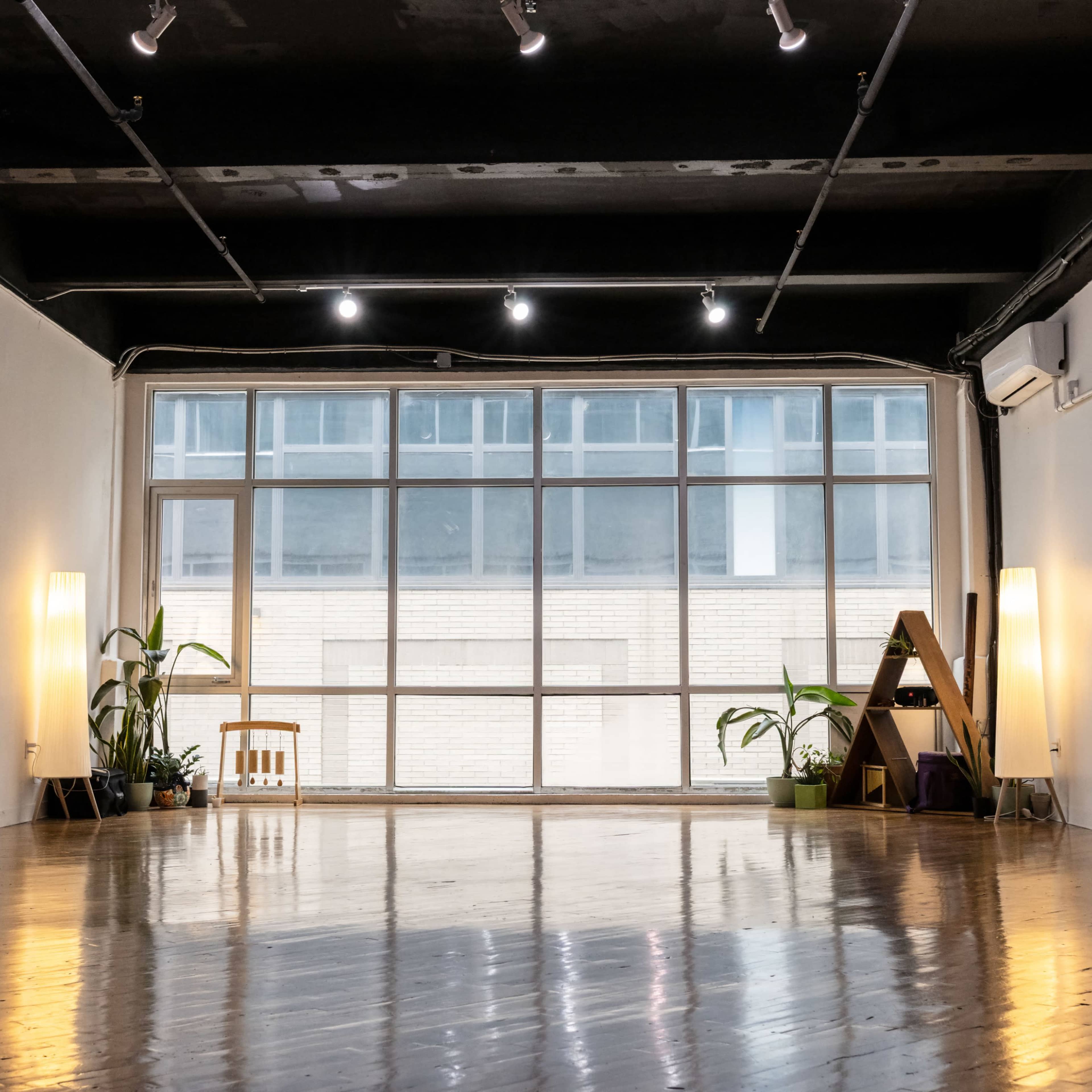 Sunlit Downtown Brooklyn Studio Image in Downtown Brooklyn, Brooklyn, NY