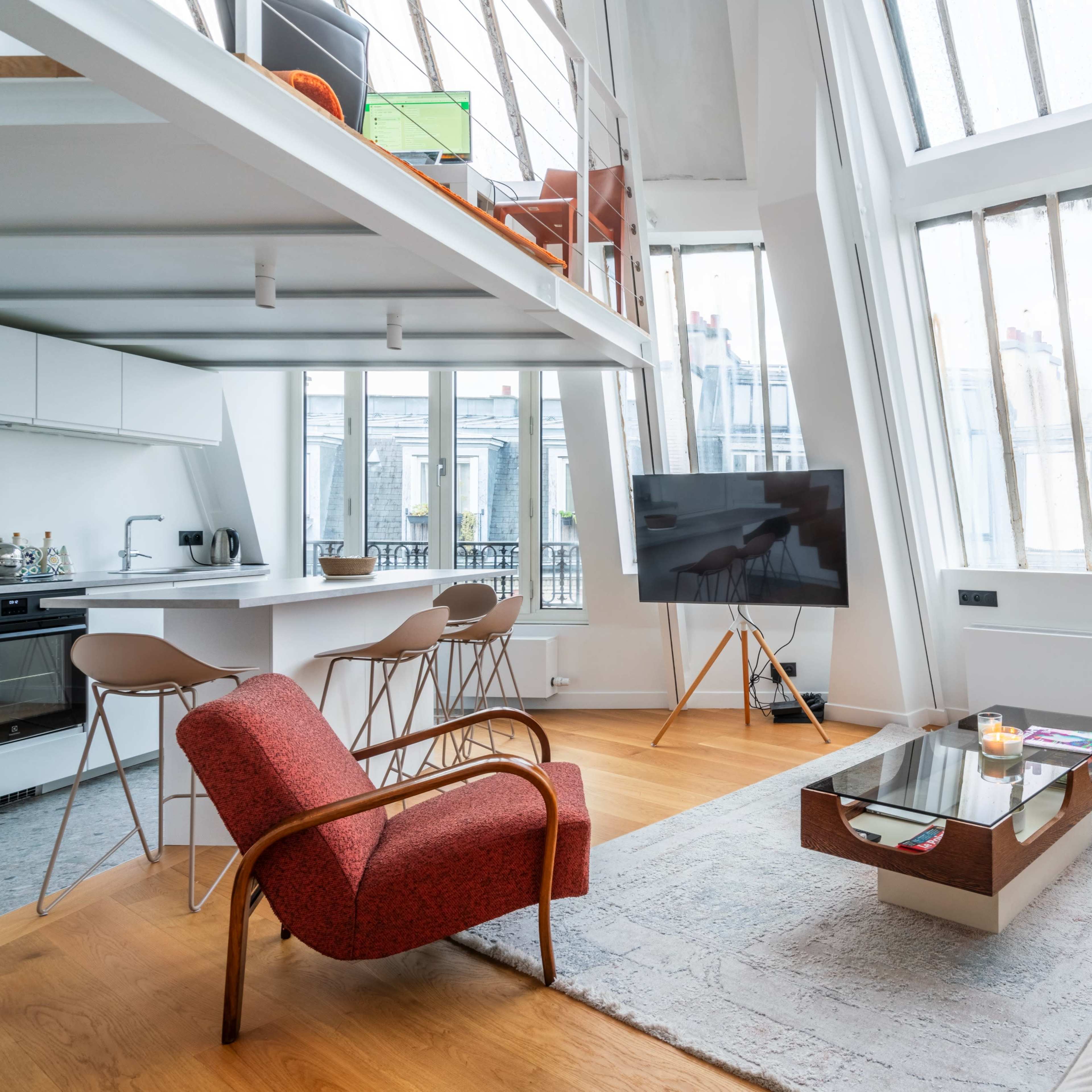Atelier d'artiste avec vue sur la Tour Eiffel Image dans Dupleix, Paris, Île-de-France