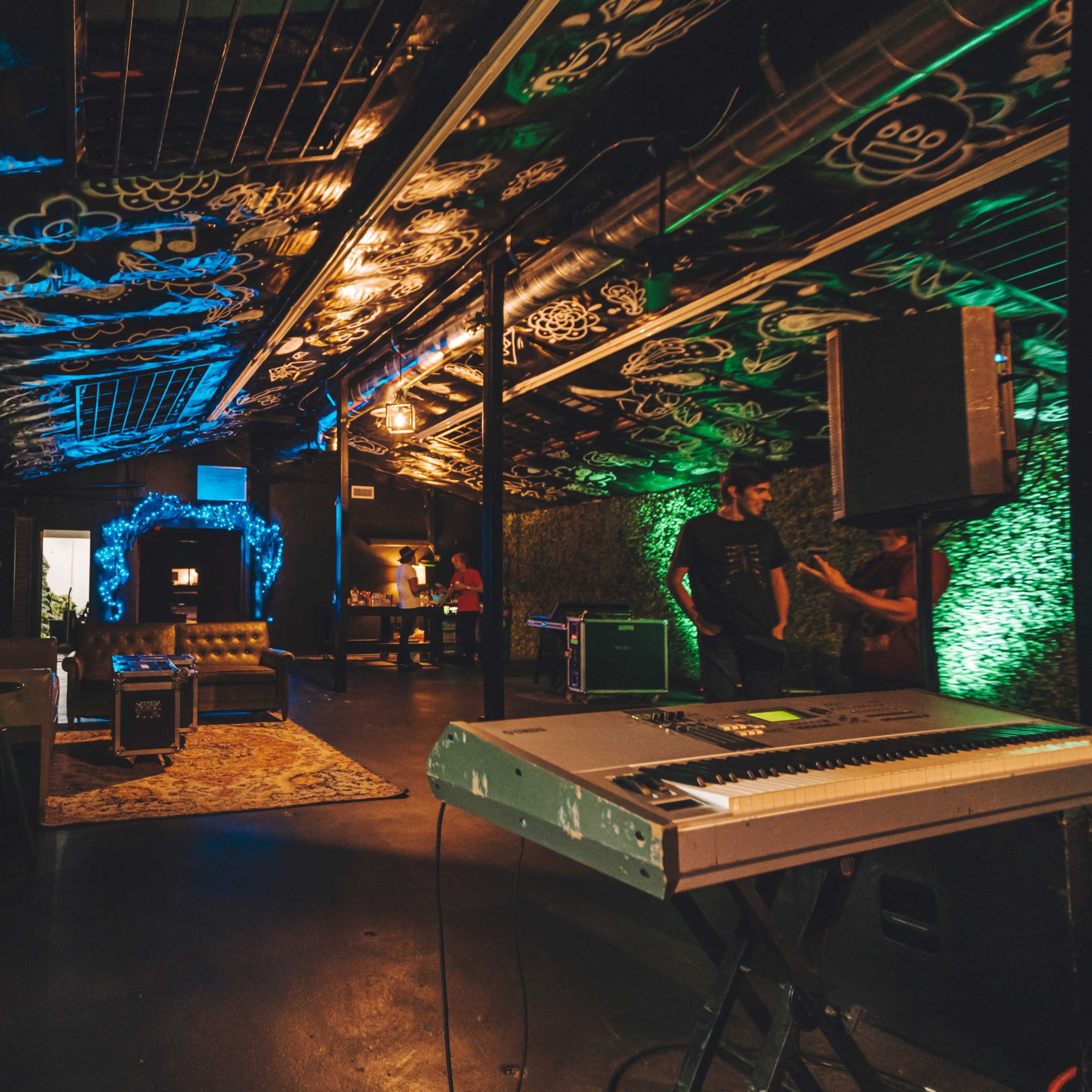 Sky Light Stage Image in Westlake, Los Angeles, CA
