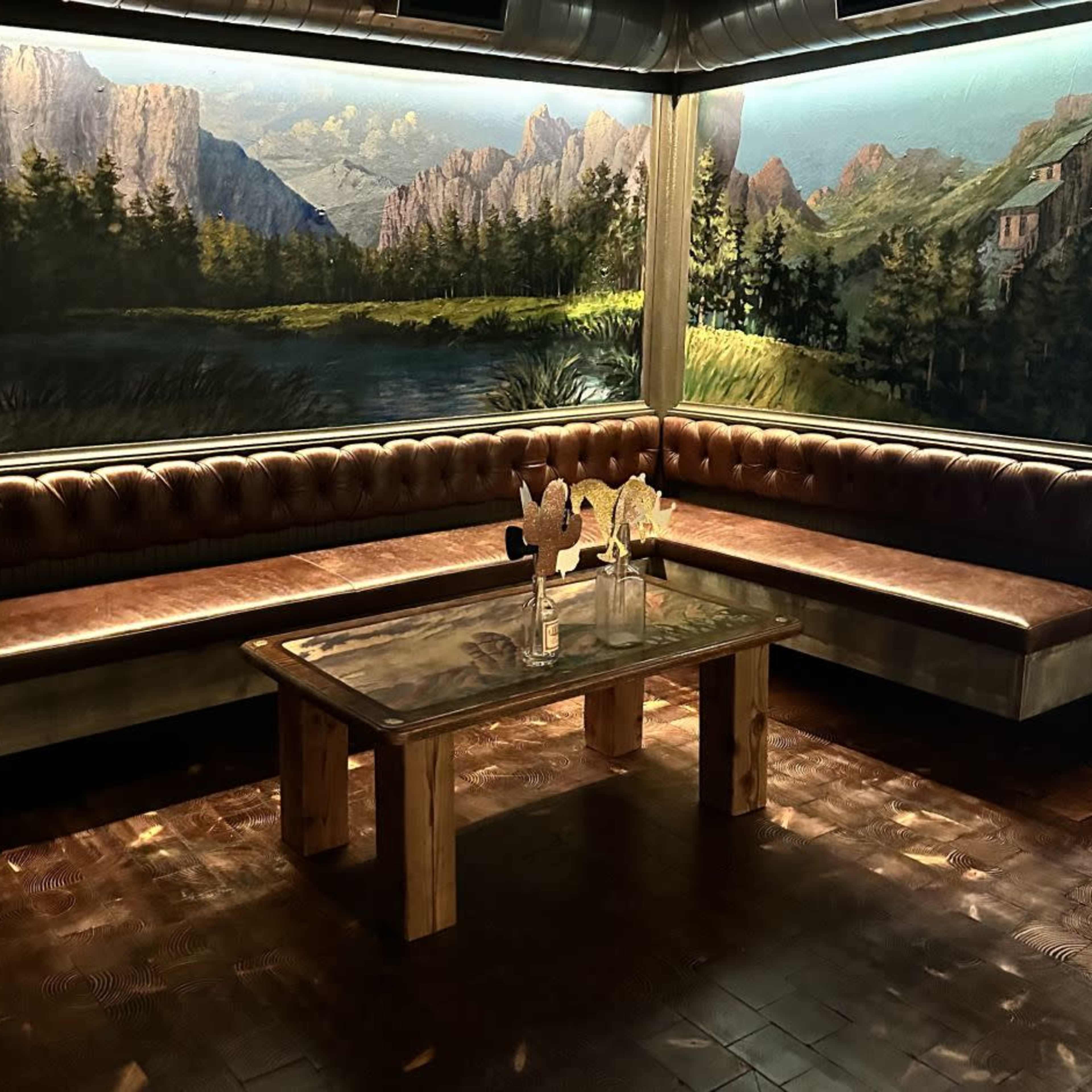 Historic western bar and mercantile - perfect for gatherings, productions, photo shoots,  recordings Image in Templeton, Templeton, CA