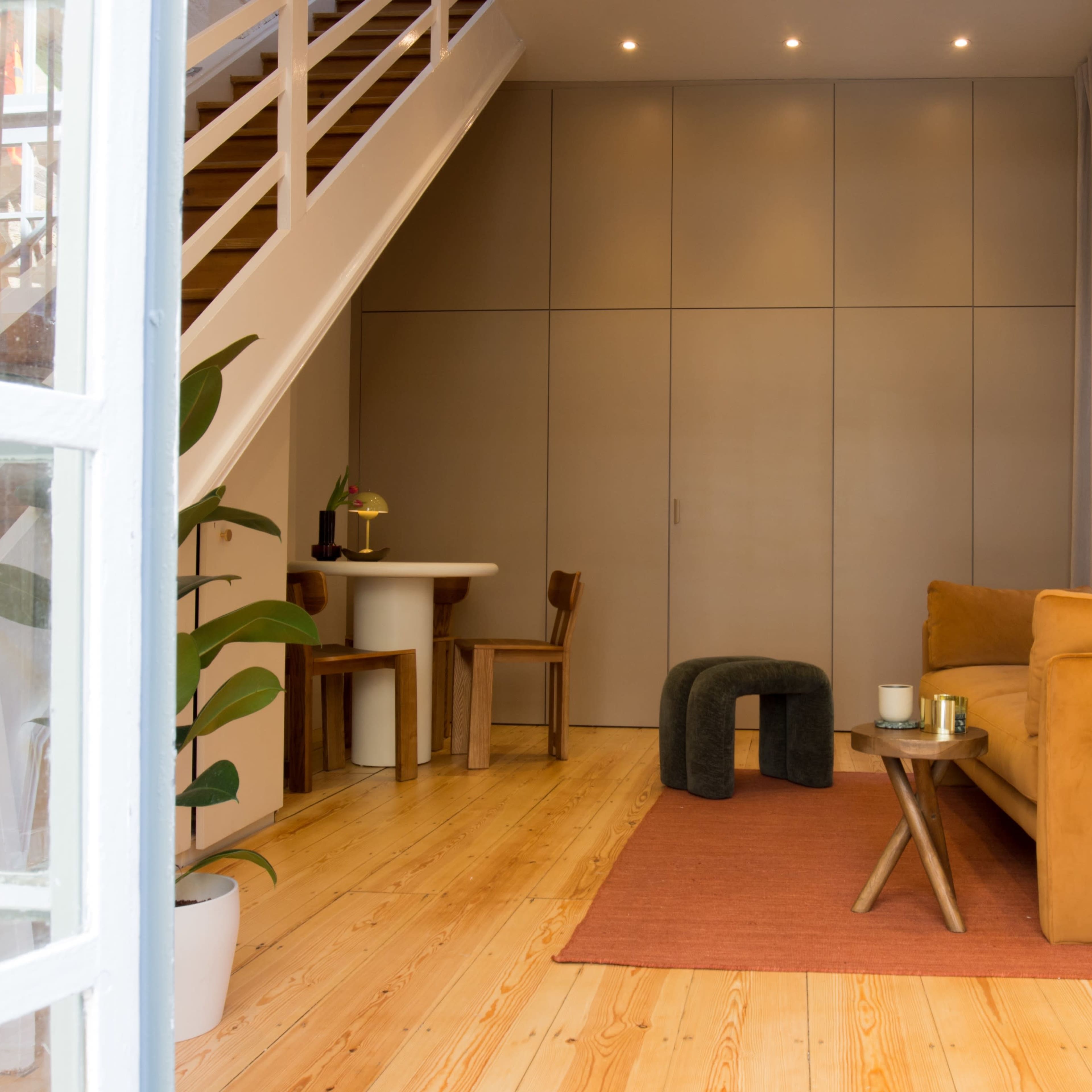 2 floor office space with client area Image in London, London, England