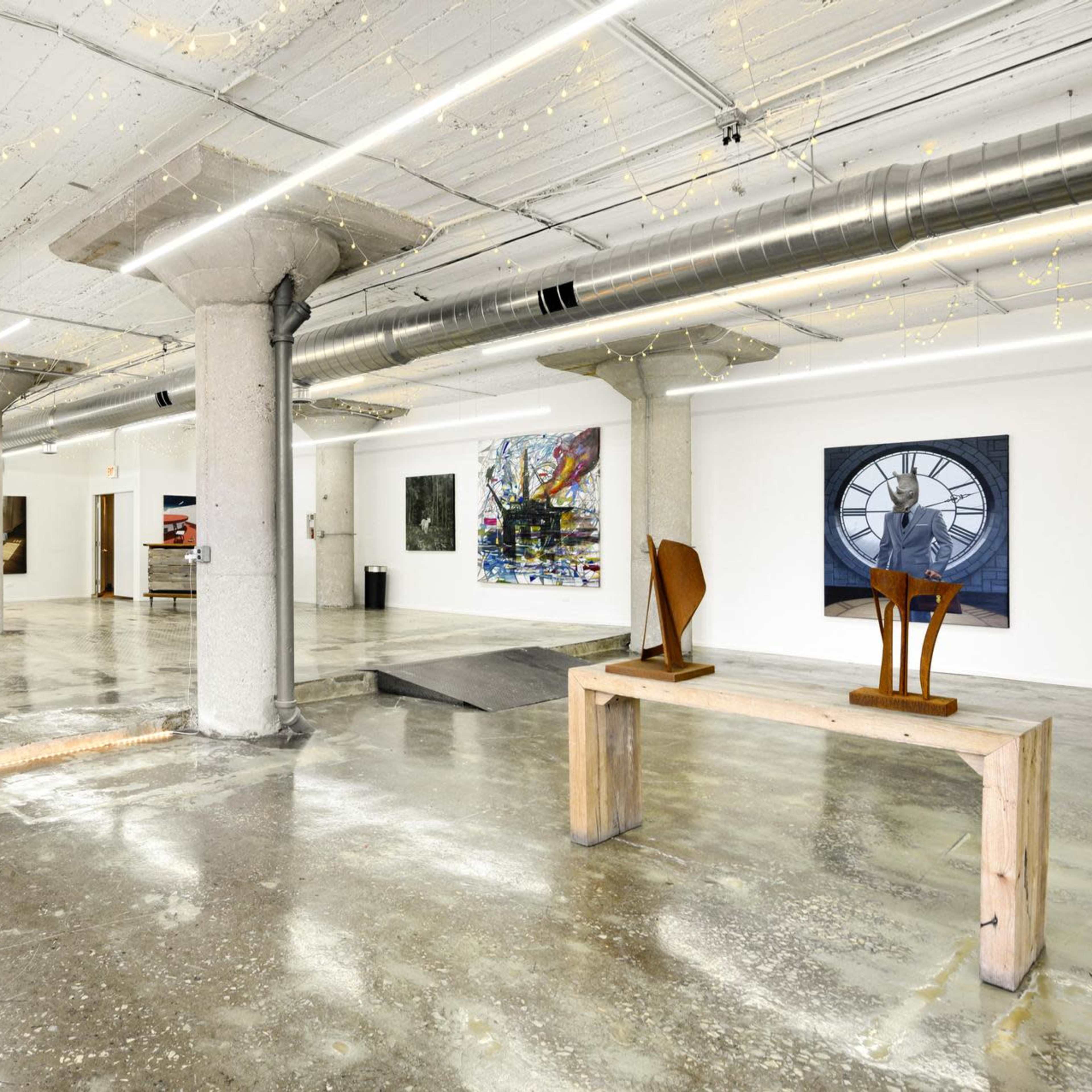 Luxury Upscale Loft | Natural Light | MEETINGS | Gallery Image in South Side, Chicago, IL