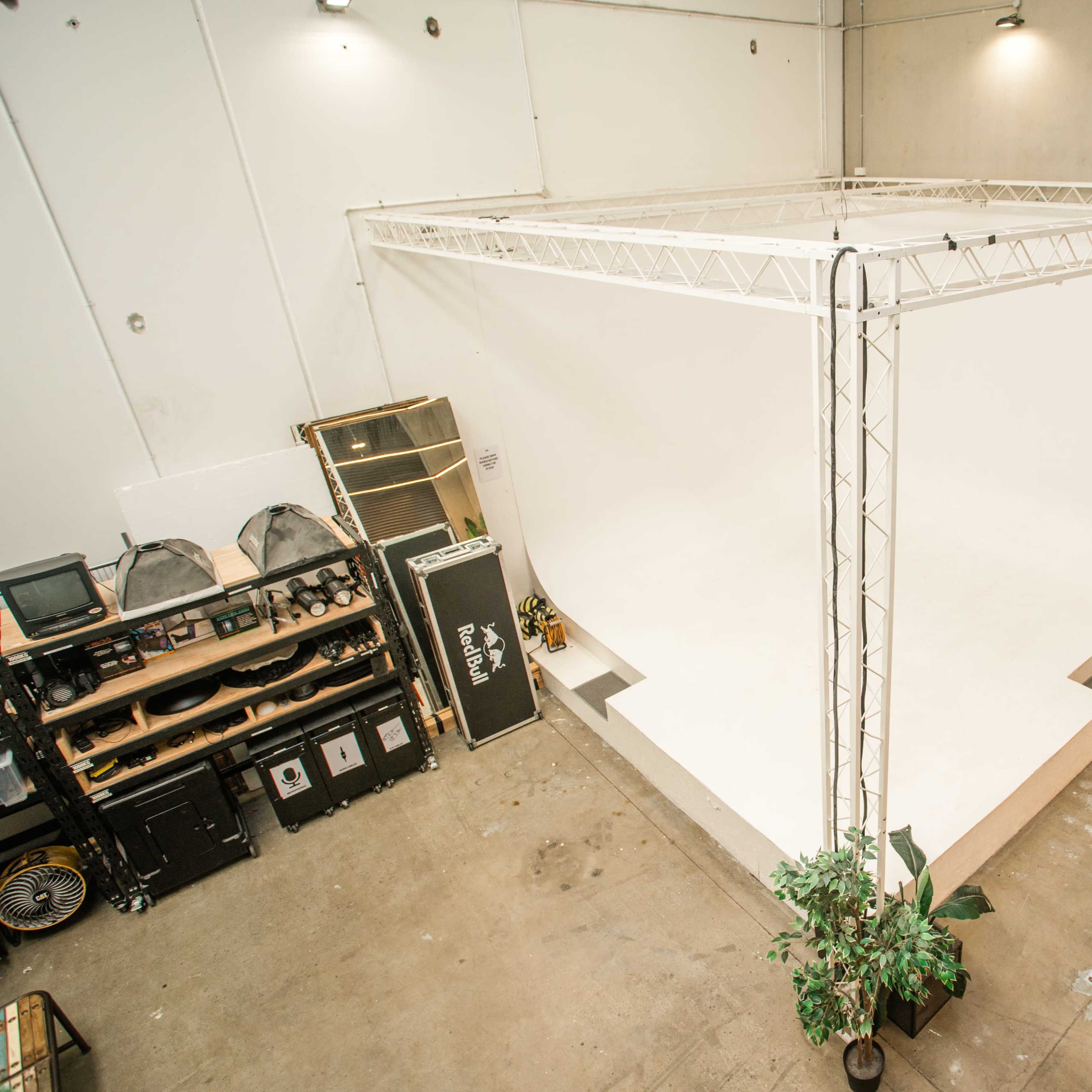 An All-in-One Creative Warehouse Image in Glendenning, Sydney, NSW