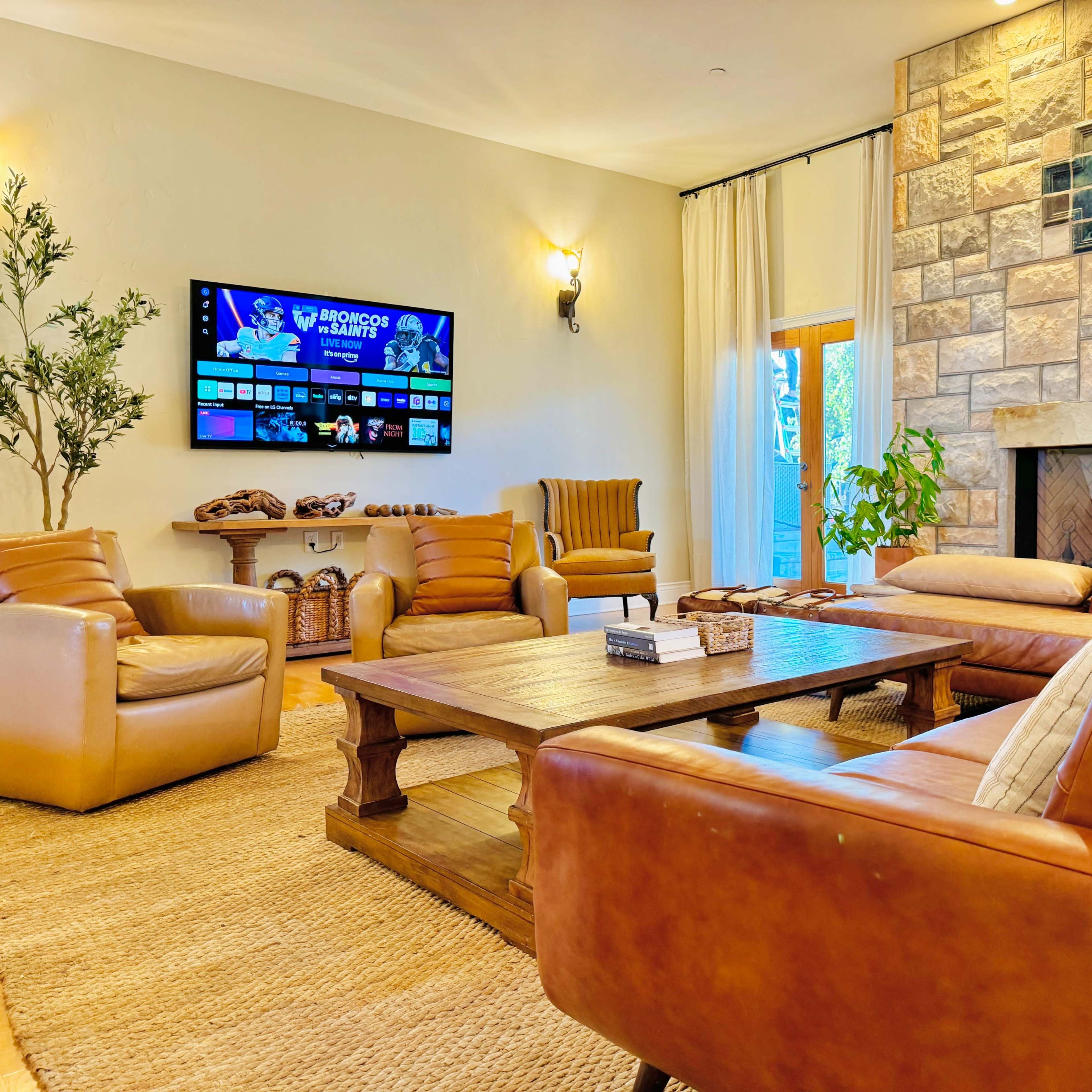Gilroy Retreat Farmhouse Image in , Gilroy, CA