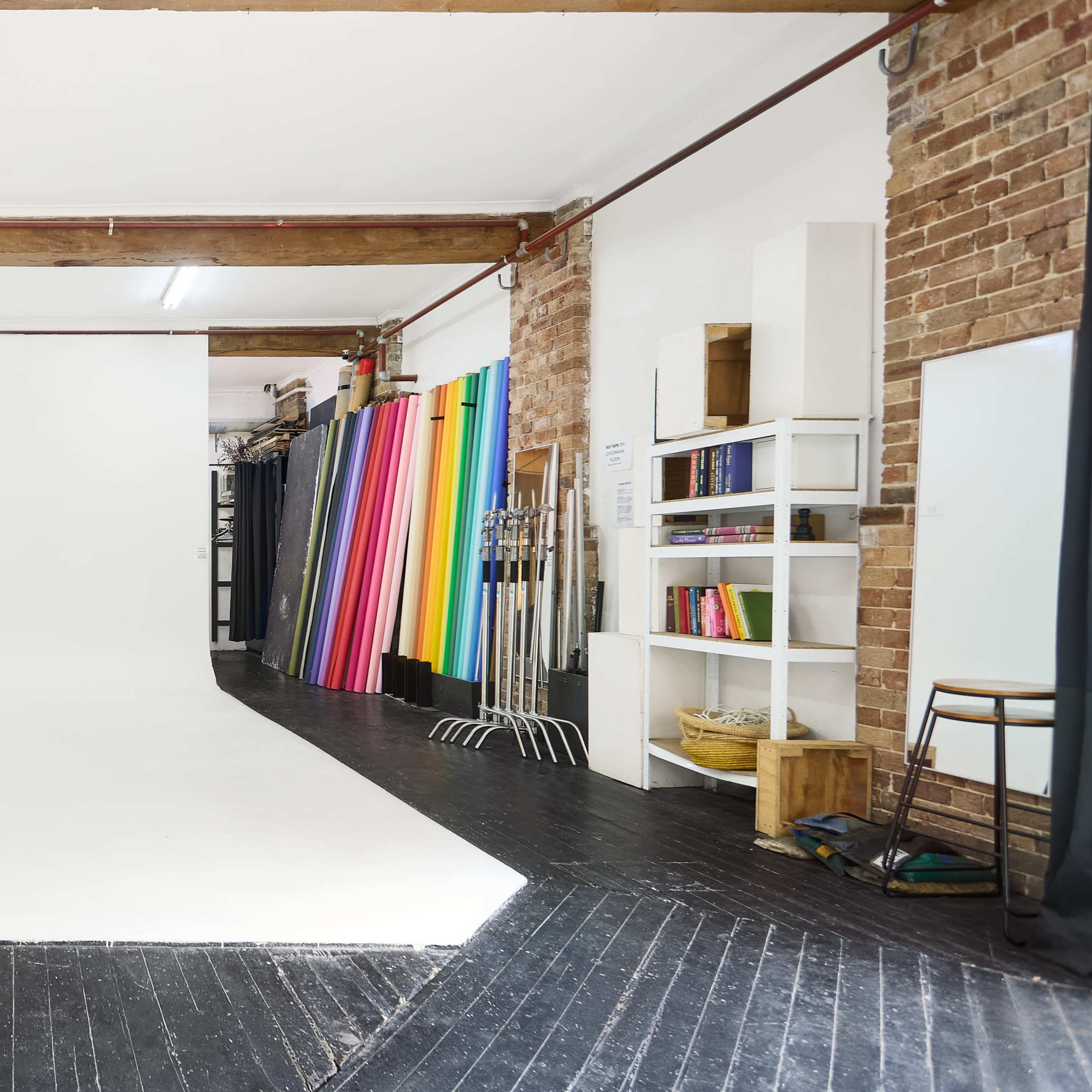 Spacious & Sleek Studio with Cyclorama In the heart of Chippendale Image in Chippendale, Sydney, NSW