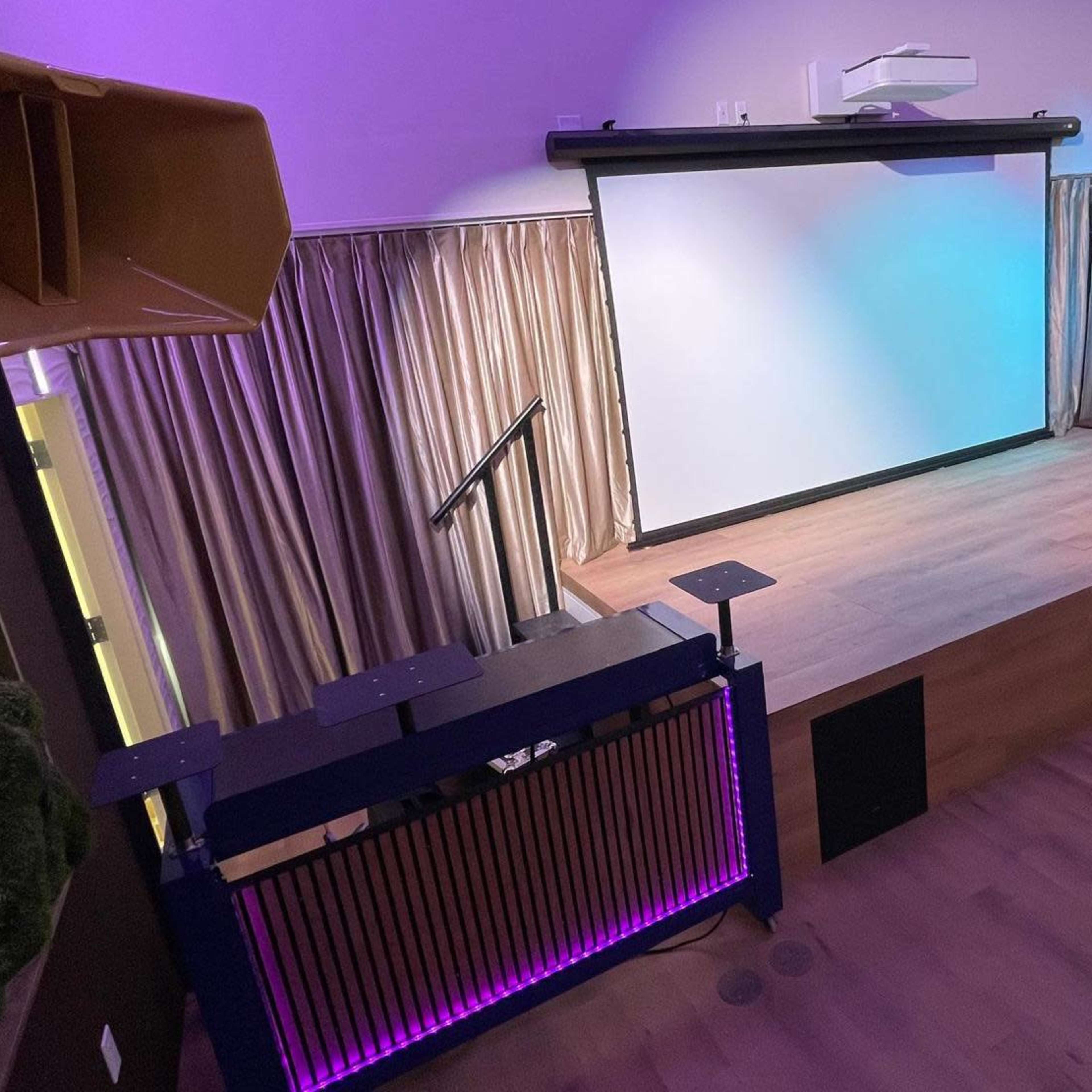 Beautiful Westside event venue where everything is just right Image in Sawtelle, Los Angeles, CA