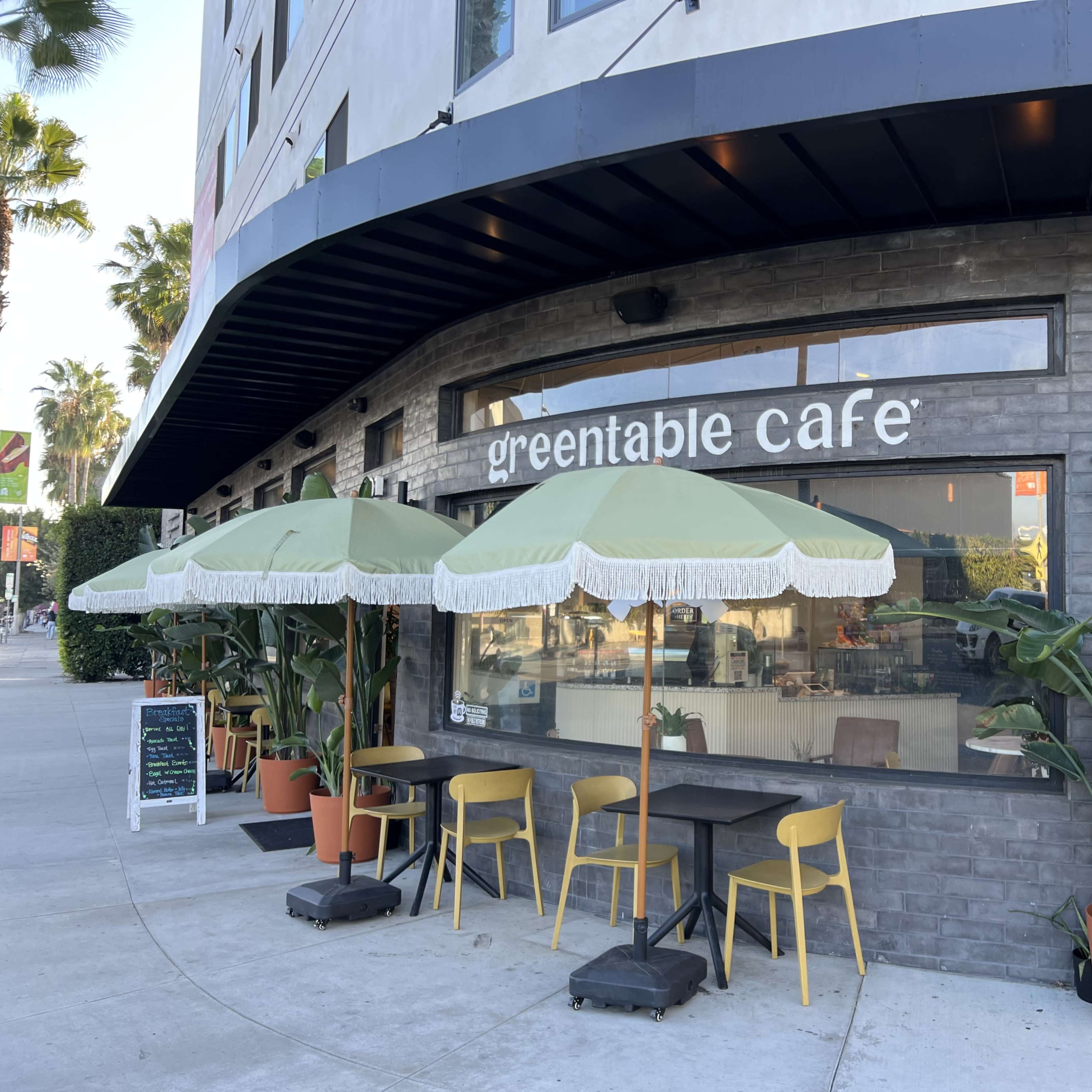 Cozy Fairfax Gathering Space with Warm, Natural Vibes Image in Beverly Grove, Los Angeles, CA