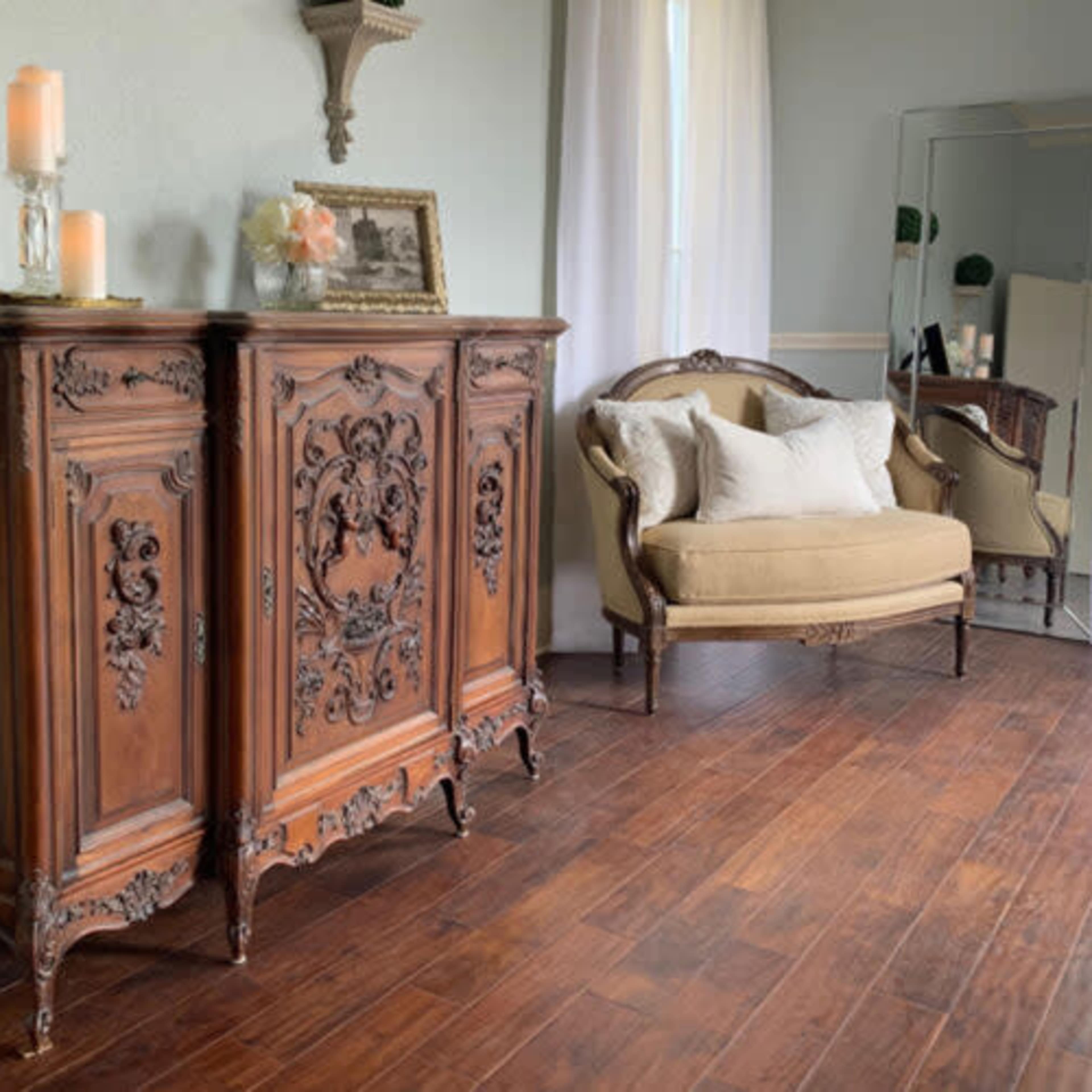 Victorian Bridgerton Bridal Suite Image in Sherman, Sherman, TX