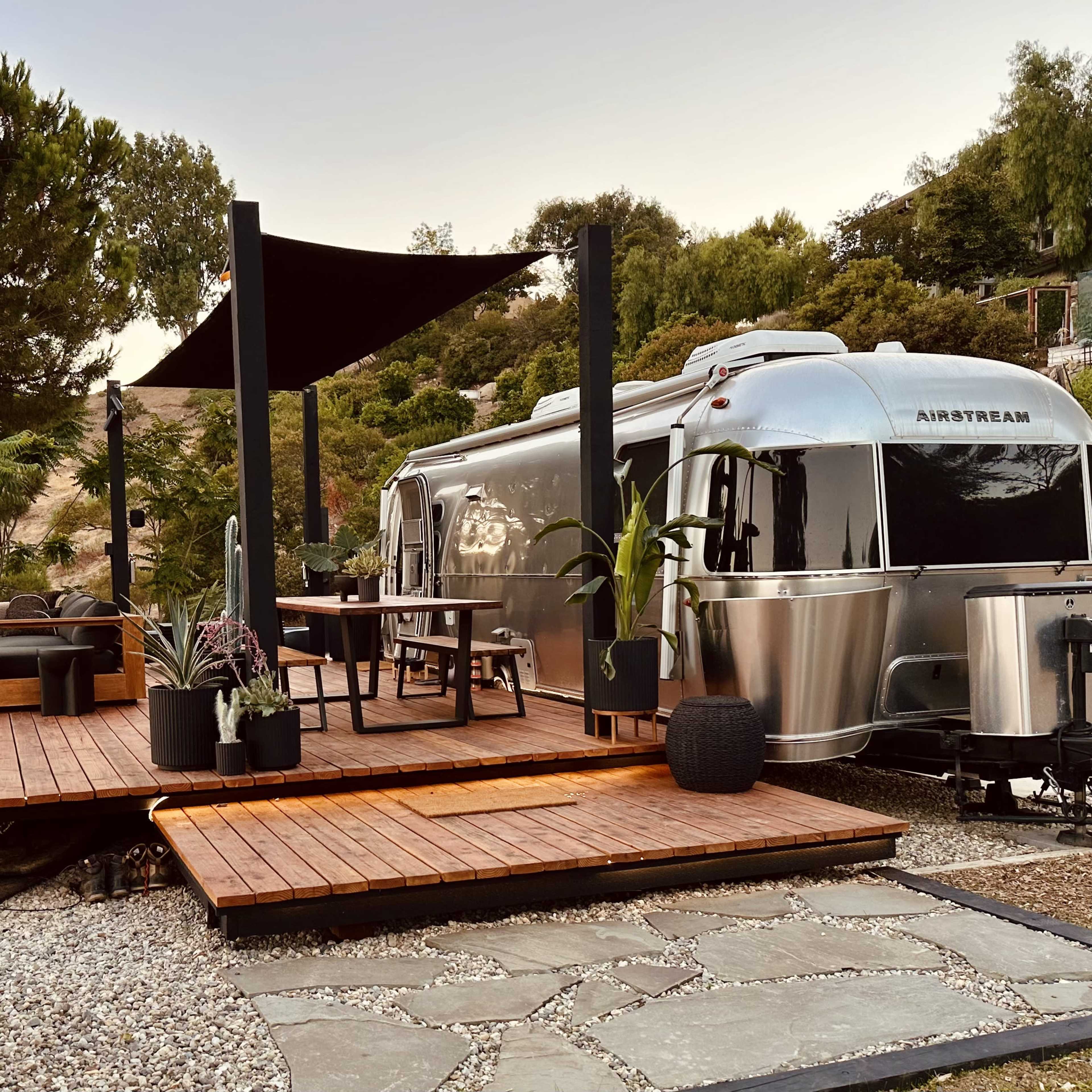 Modern Airstream Ranch with Mid-Century Deck and Pacific Views Image in Topanga, Topanga, CA