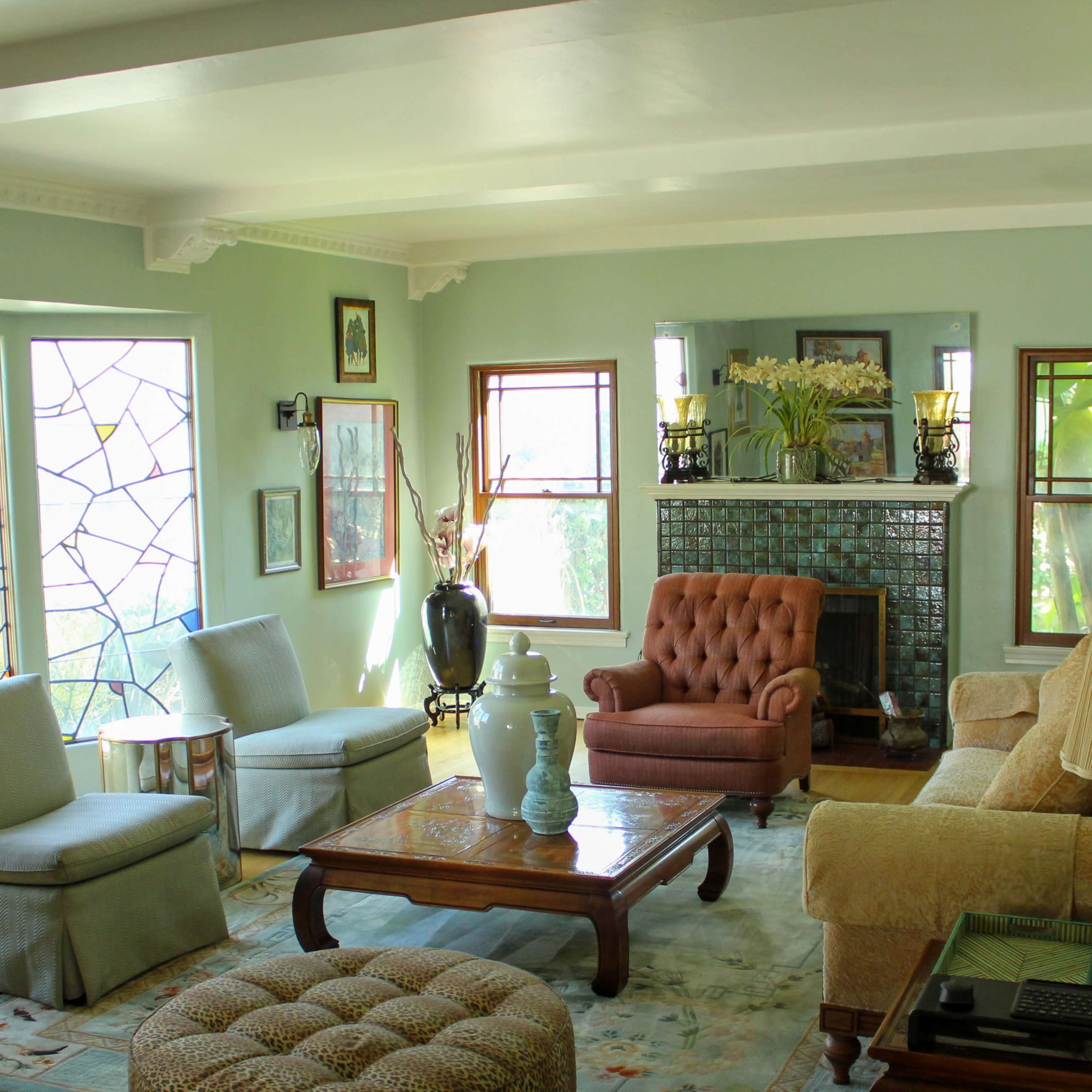 Beautiful House with Spa Bathroom and Gourmet Kitchen Image in South Los Angeles, View Park-Windsor Hills, CA