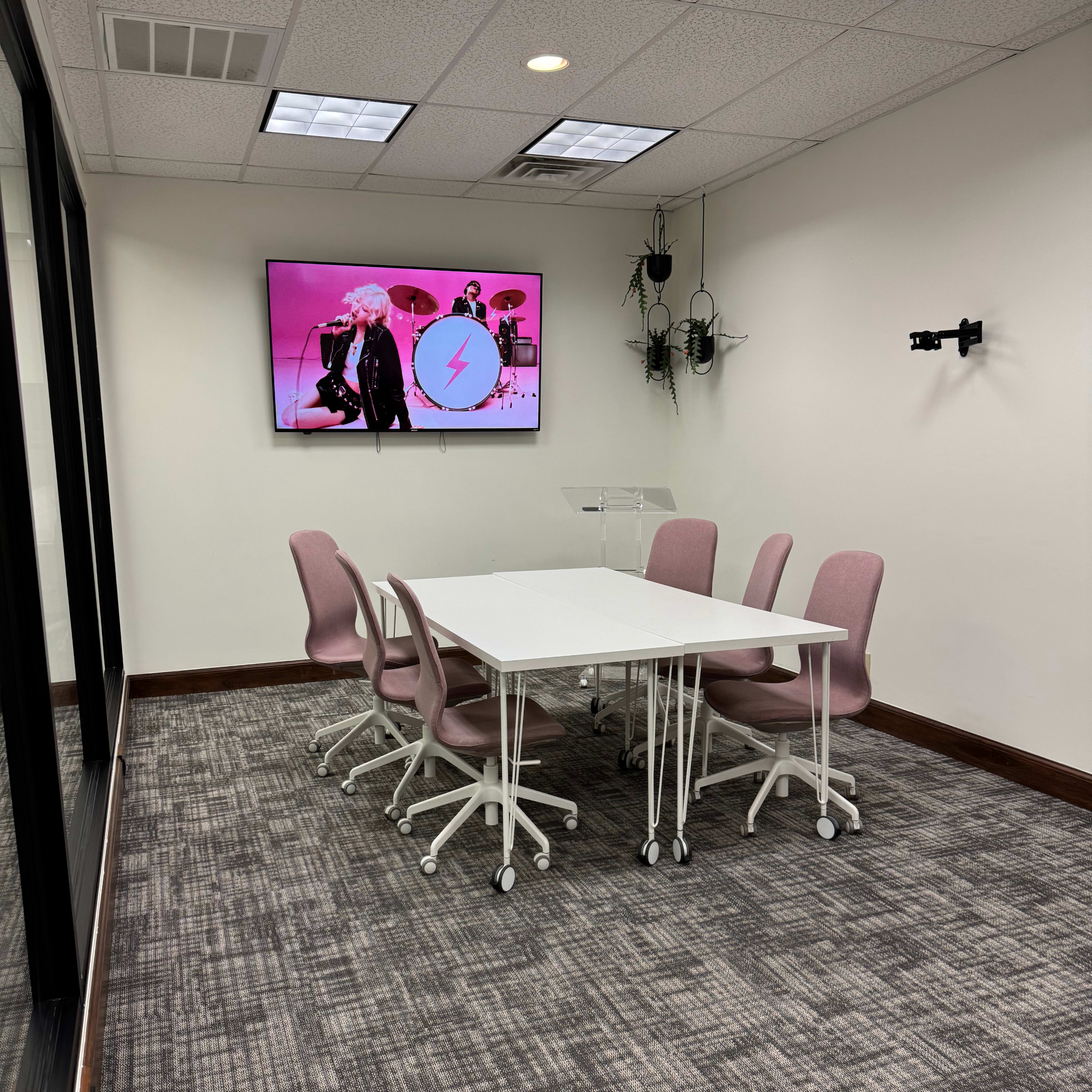Hidden Gem Office Space with Updated Interior + Ample Parking Image in South Peoria, Tulsa, OK