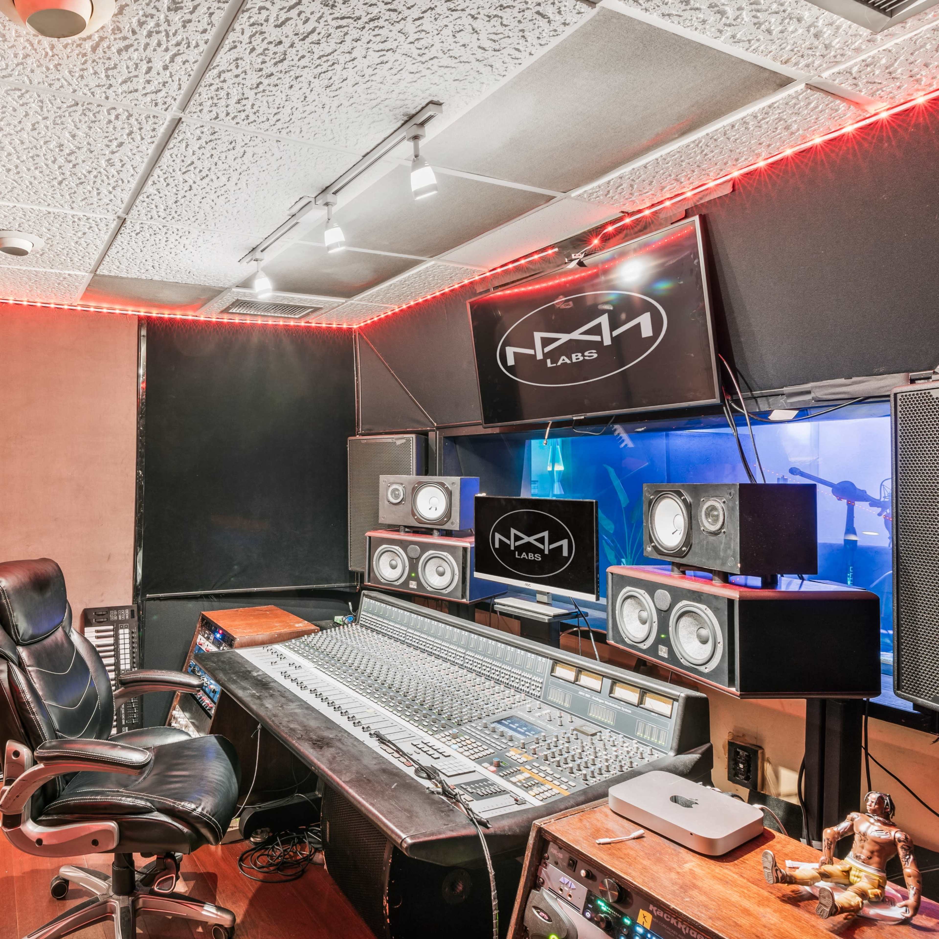 MMM Labs Recording Studio (B-Room) Image in North Miami, North Miami, FL