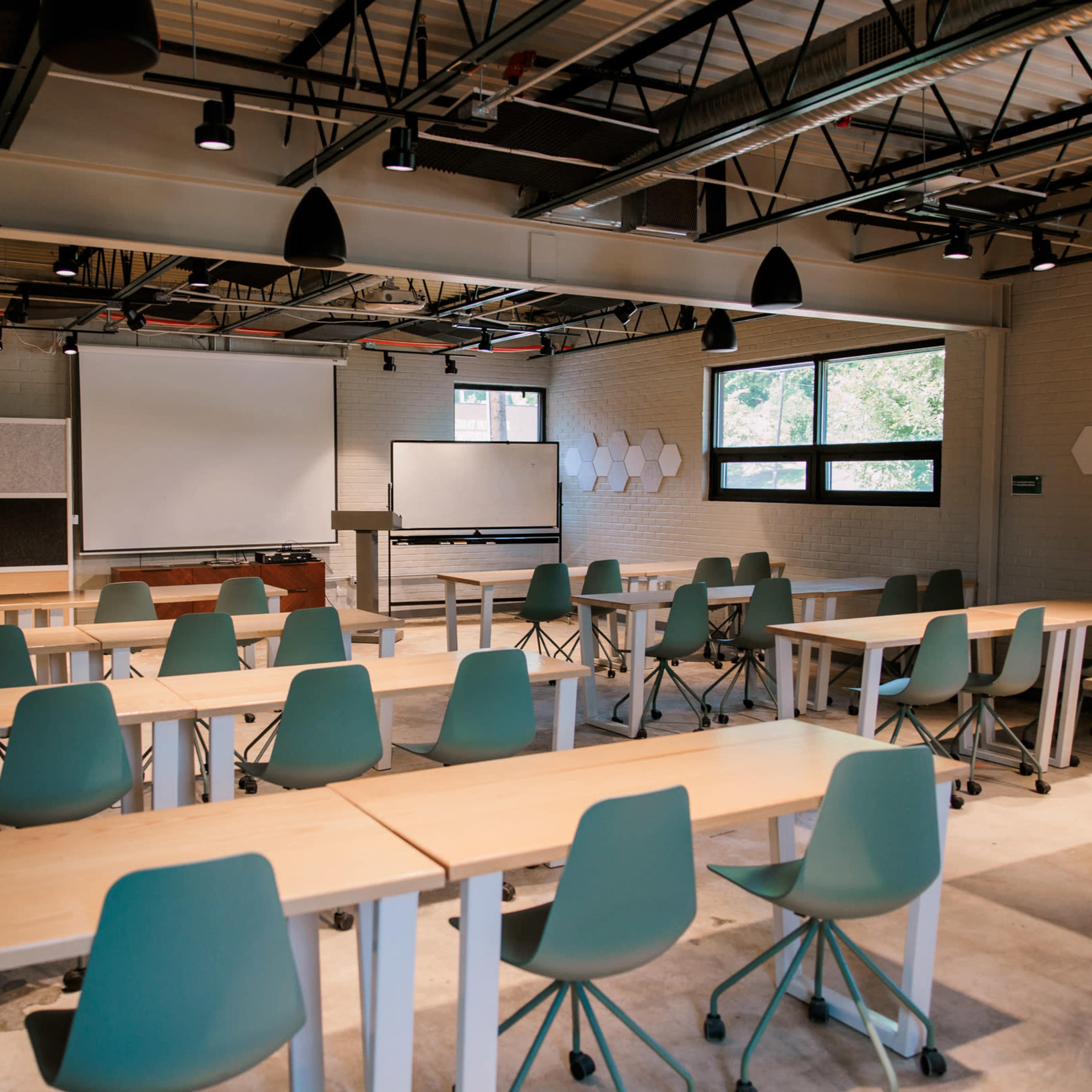 Spacious Meeting Room Image in Southwest Raleigh, Raleigh, NC