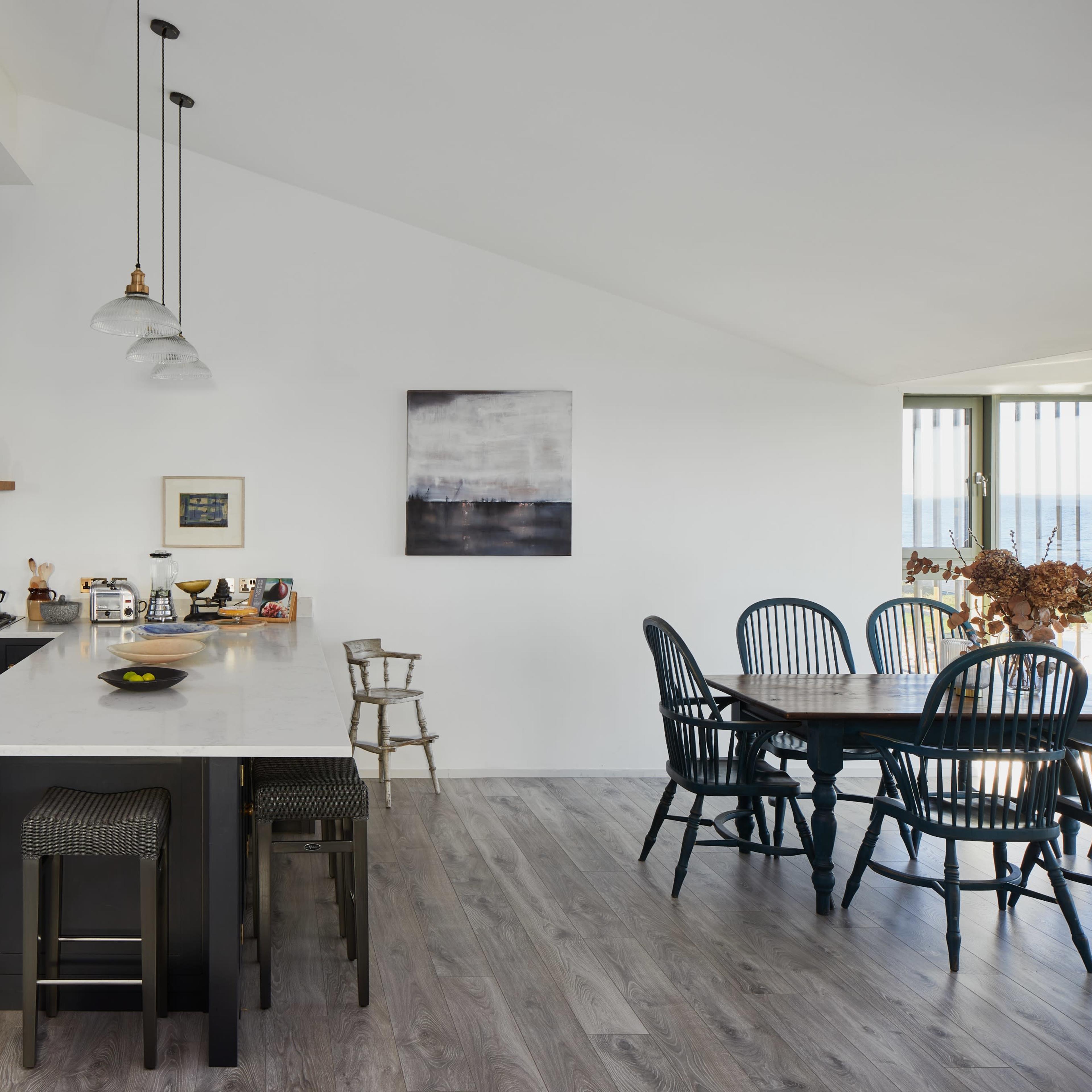 Modern Beach House Image in Selsey, Chichester, England
