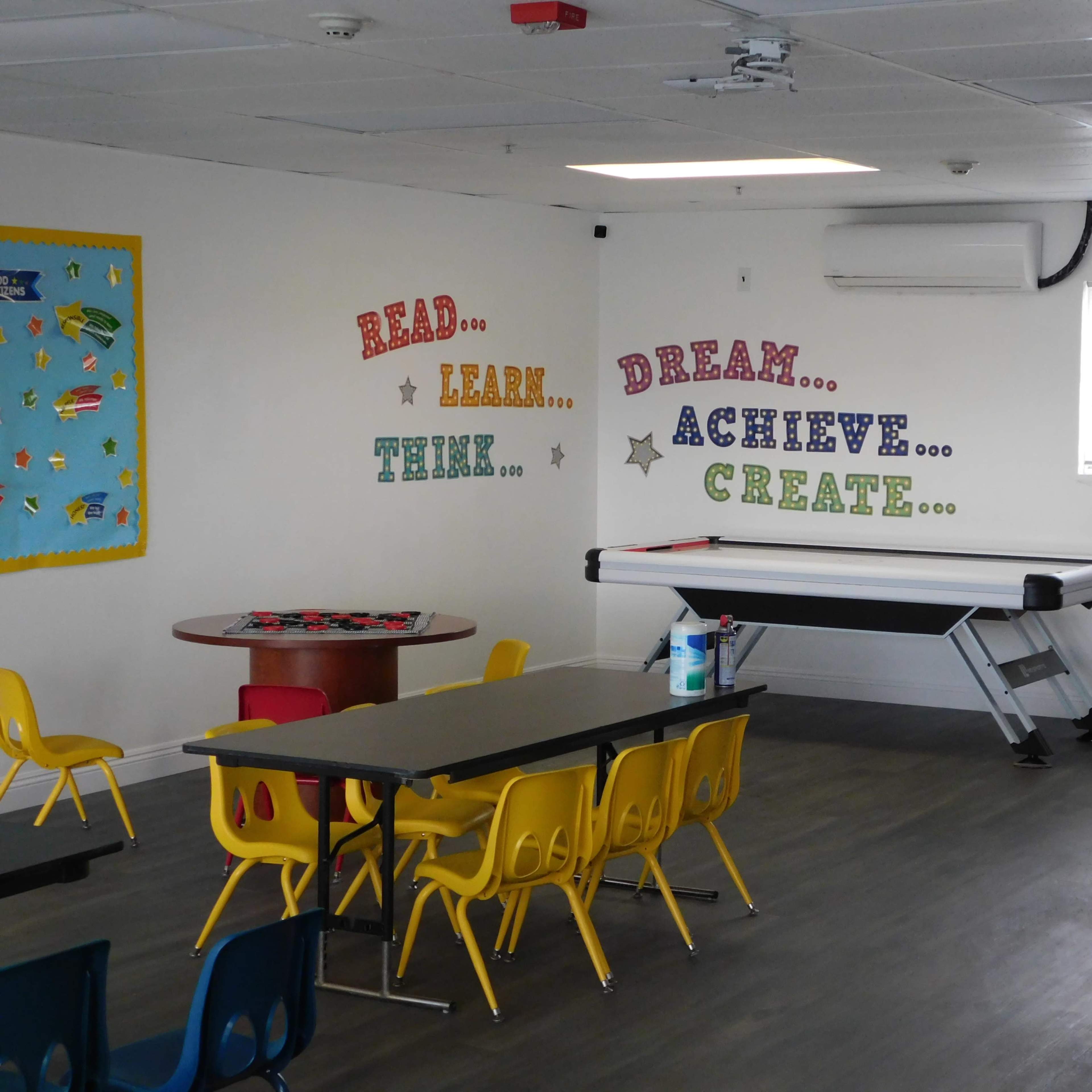 Updated Urban Upstairs Digs for Your Meetings, Counseling Sessions, and Training Image in South Los Angeles, Los Angeles, CA