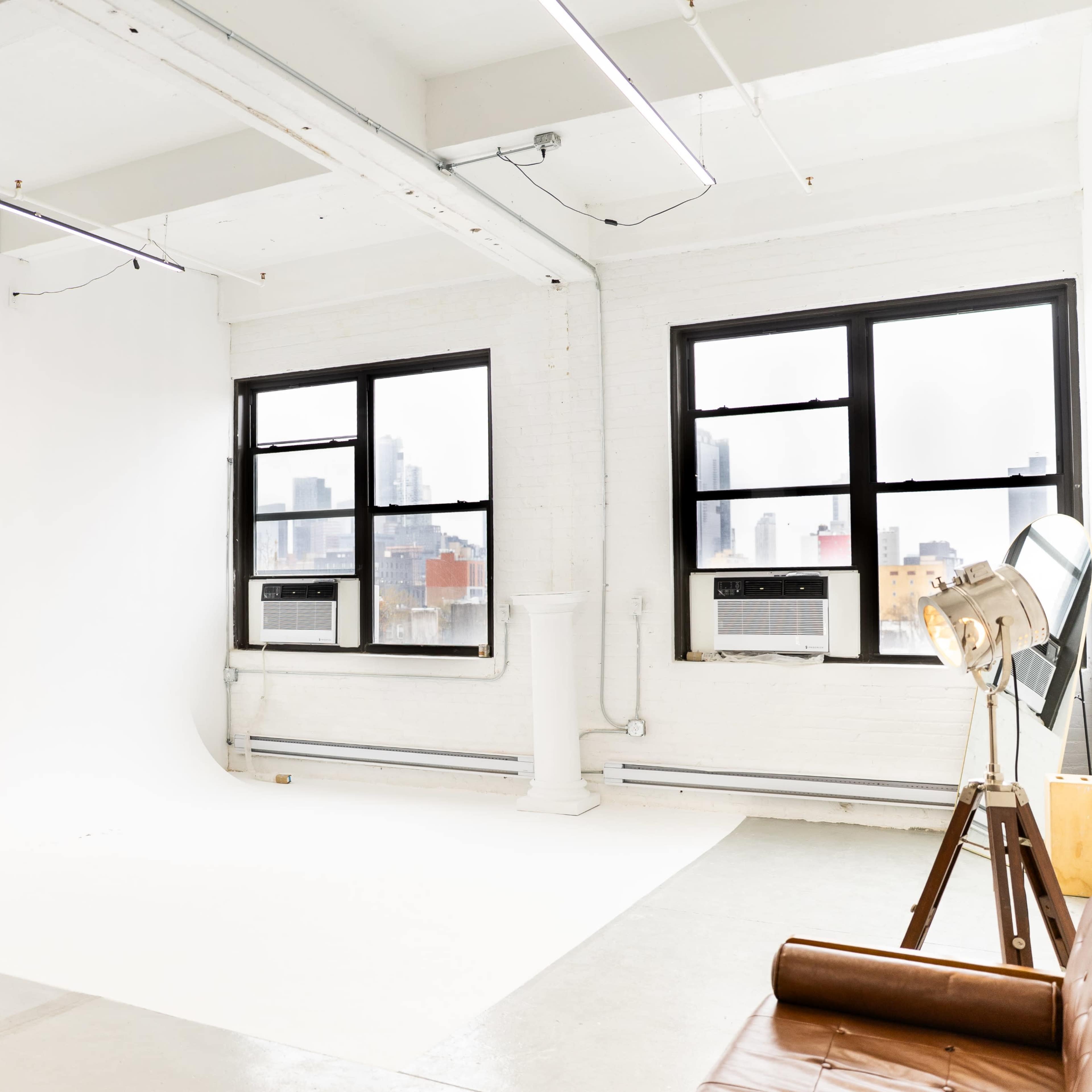 Studio M Image in Astoria, Queens County, NY