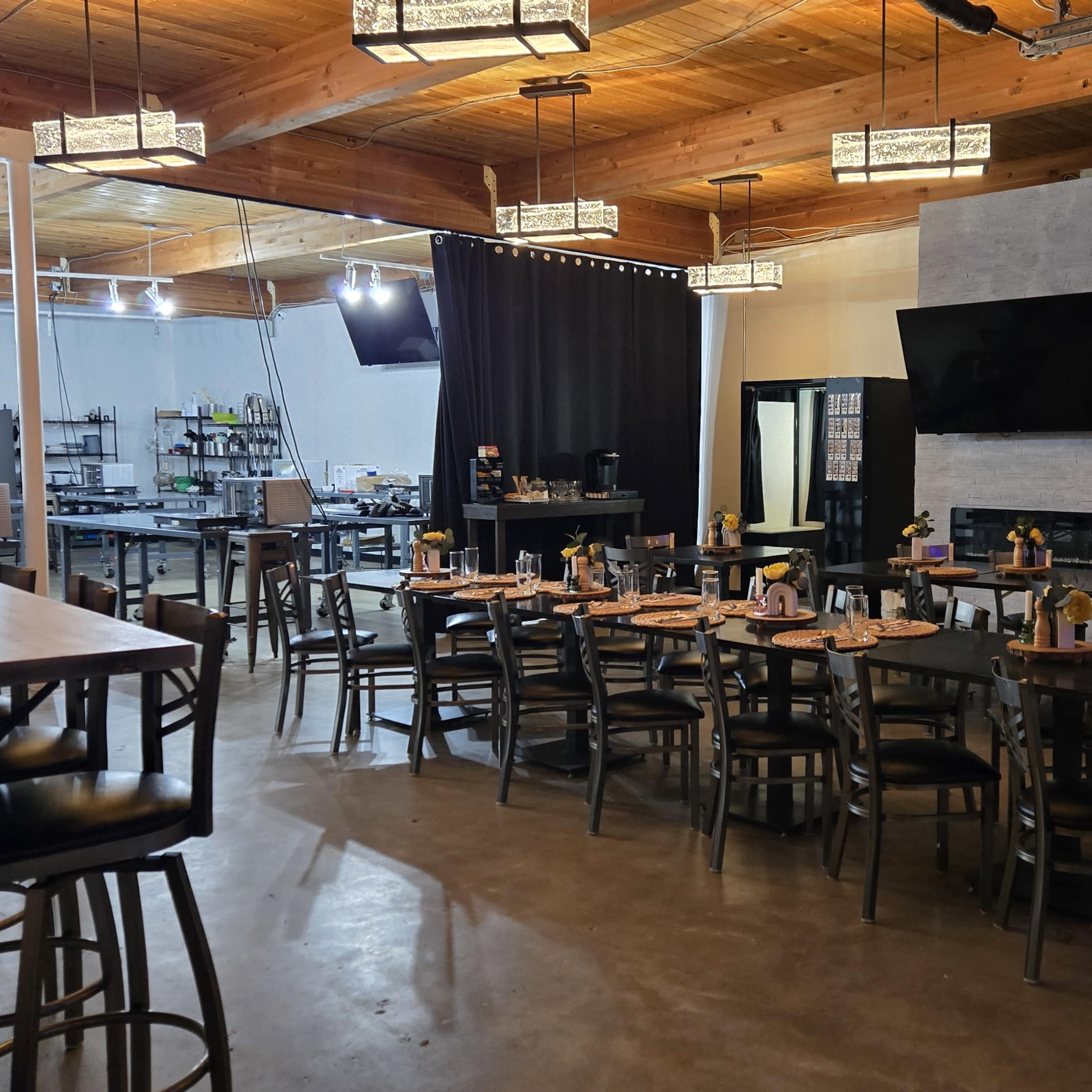Cozy and Colorful Tigard Cooking Class Facility with Separate Dining Room Image in Metzger, Tigard, OR