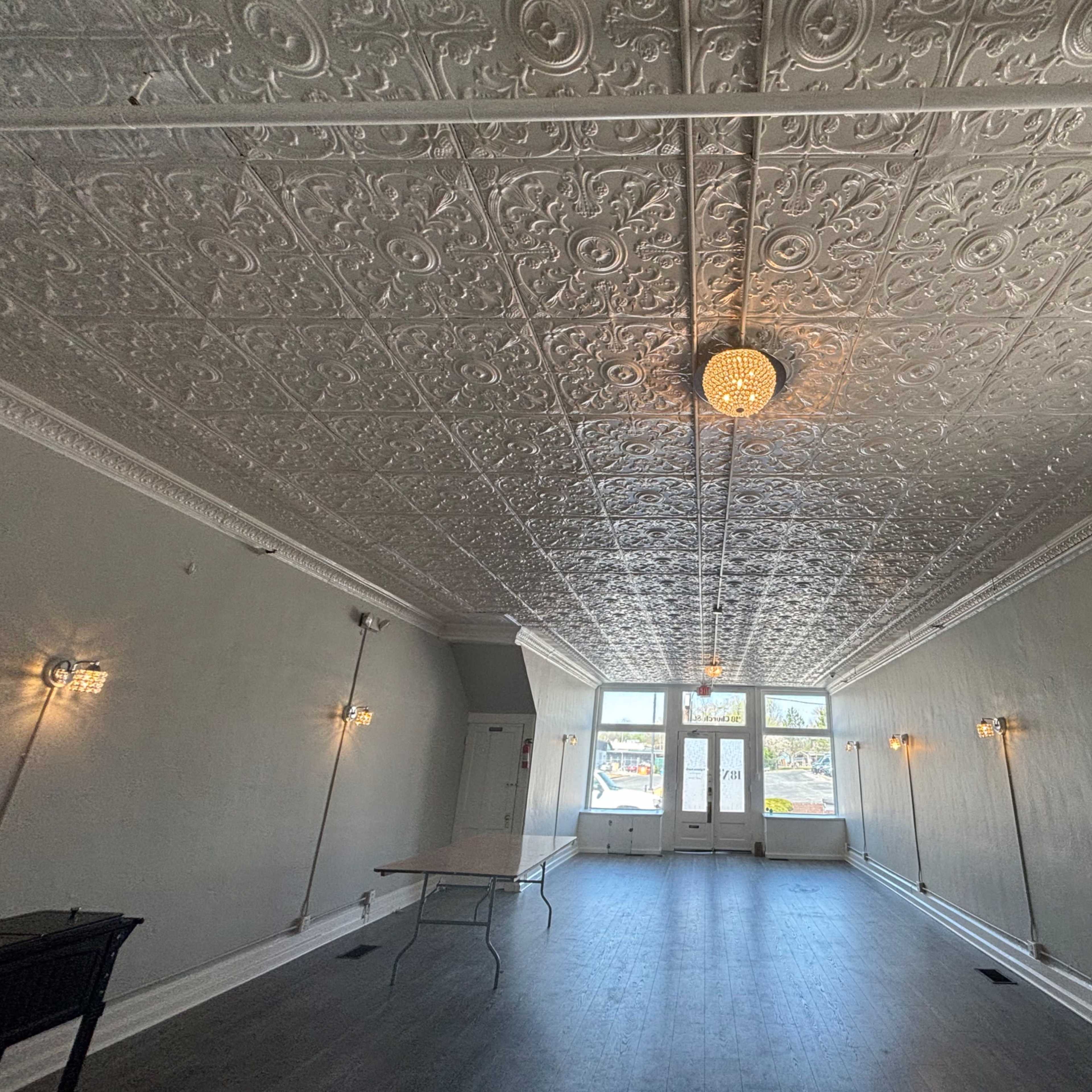 Chic Intimate Event Space Image in Ferguson, Ferguson, MO