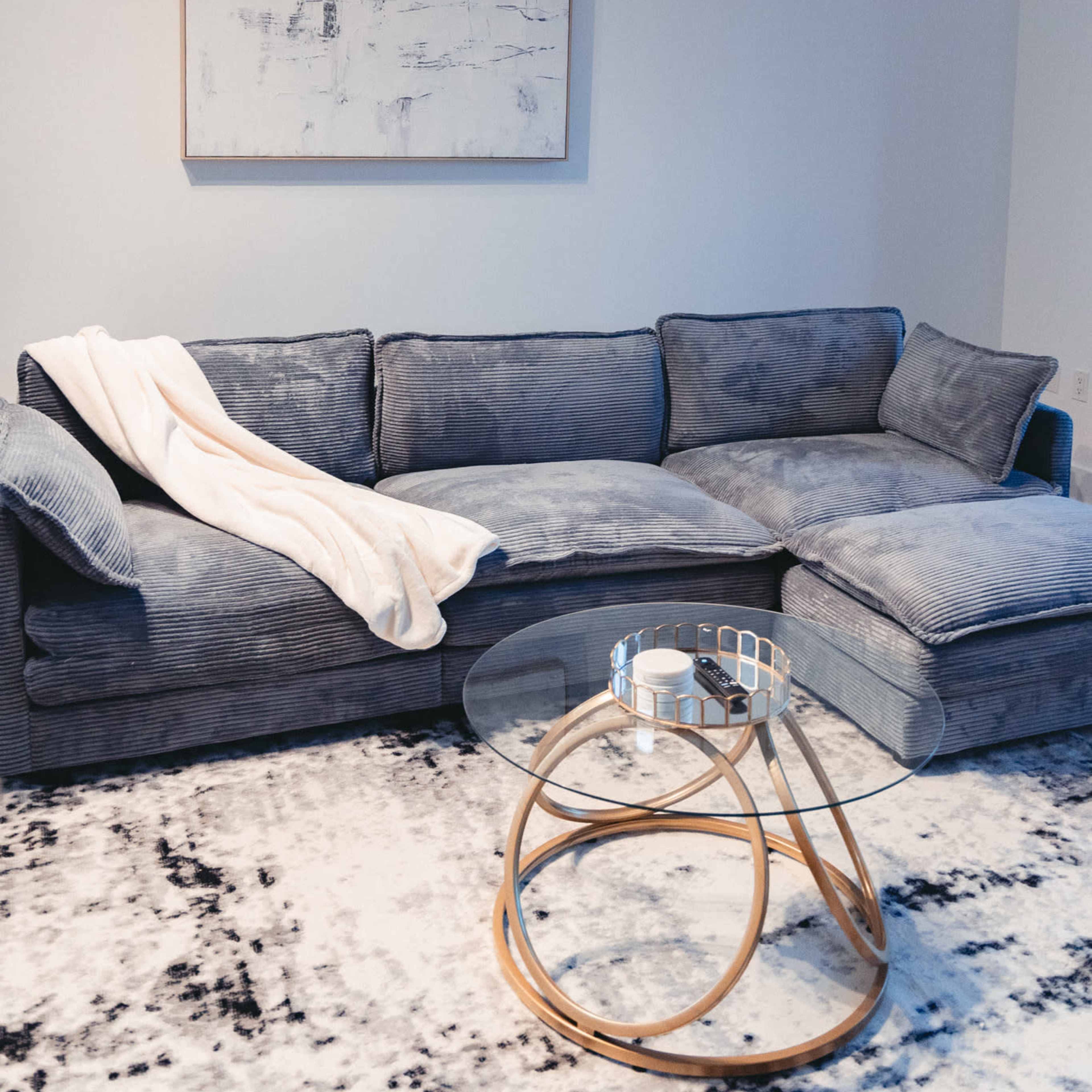 Modern & Cozy 1BR/1BA  in the Heart of Downtown Stamford Image in Downtown, Stamford, CT