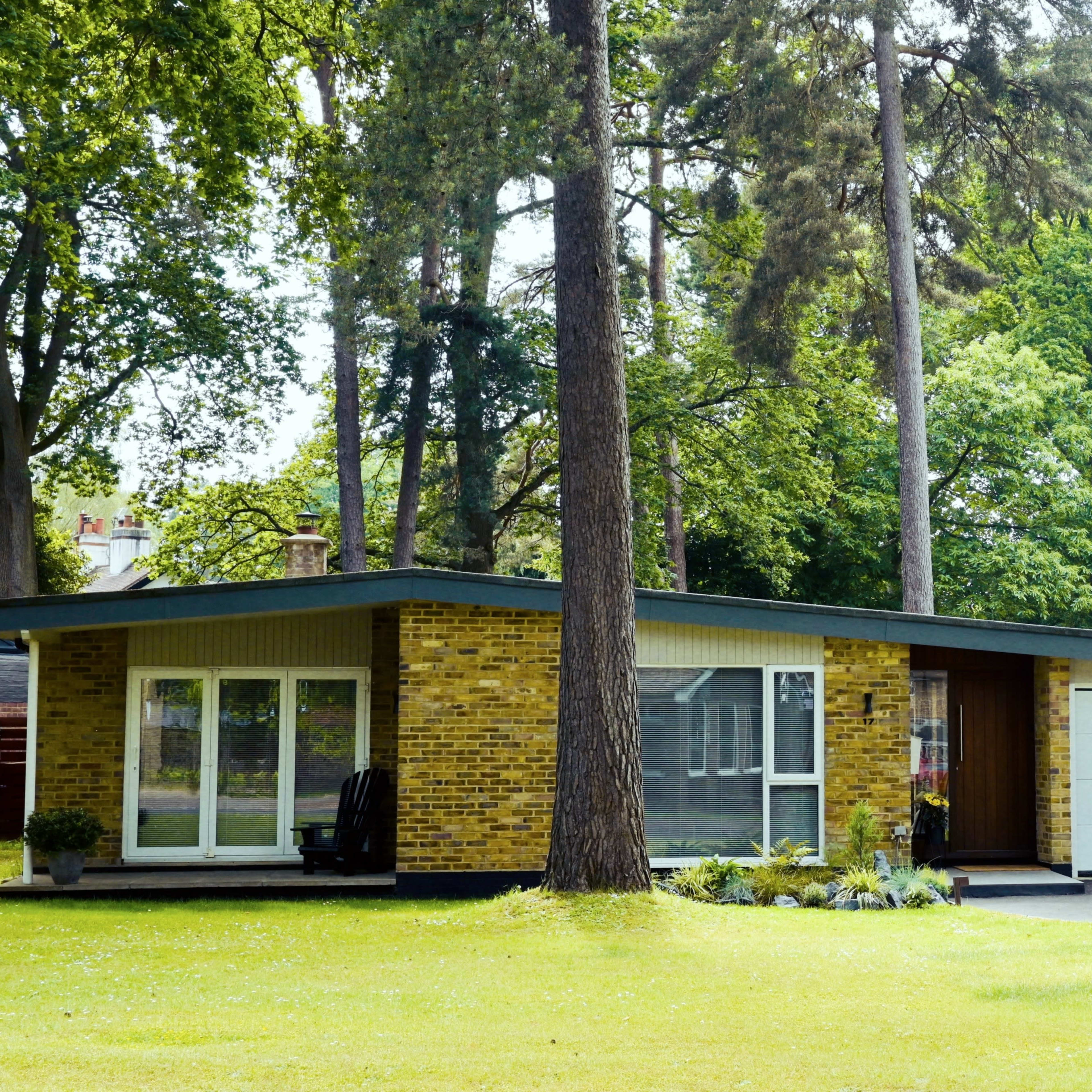 American Ranch Style Bungalow Image in Wokingham Without, Crowthorne, England