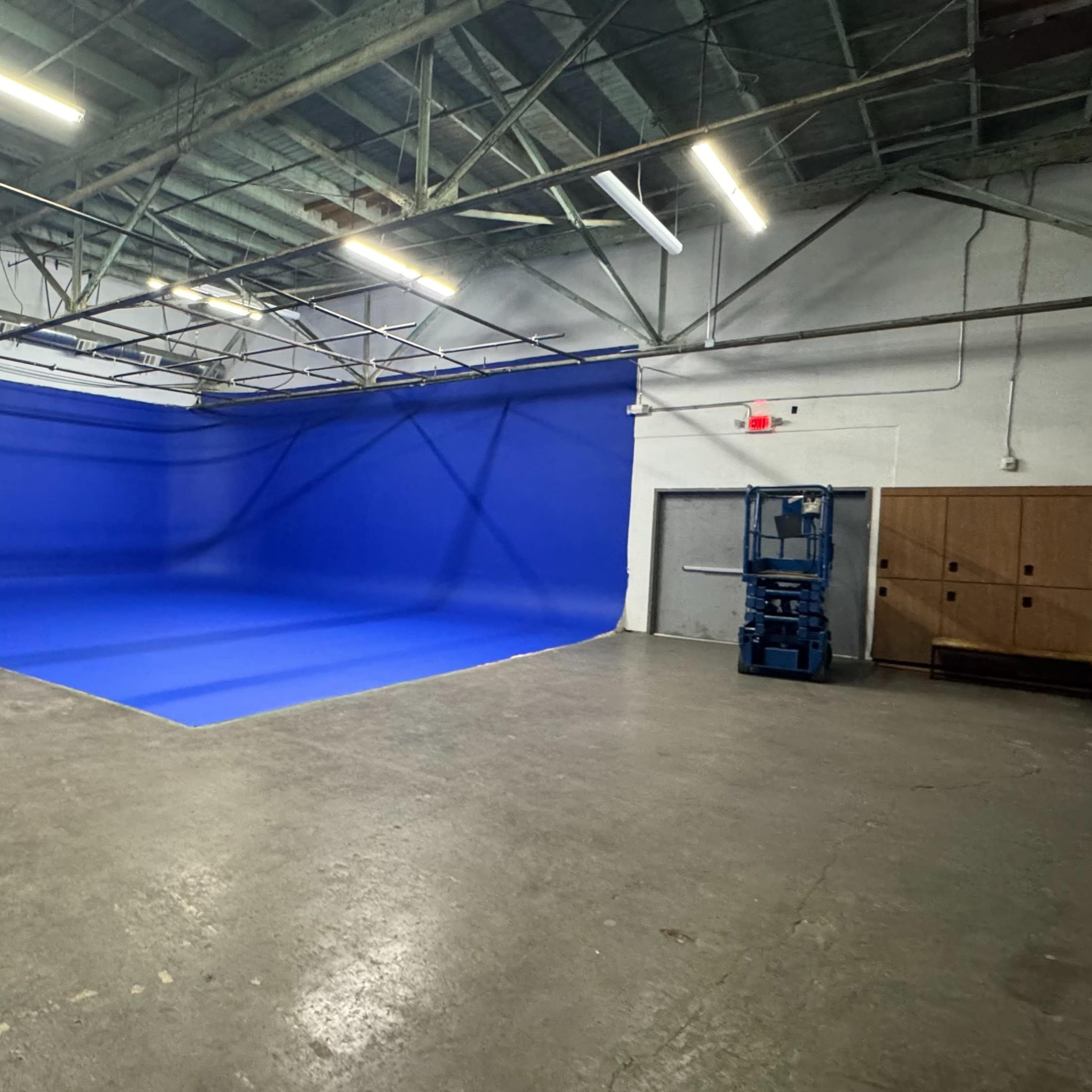 Chroma Blue Cyc Stage in LA Warehouse Film Studio Image in South Los Angeles, Los Angeles, CA