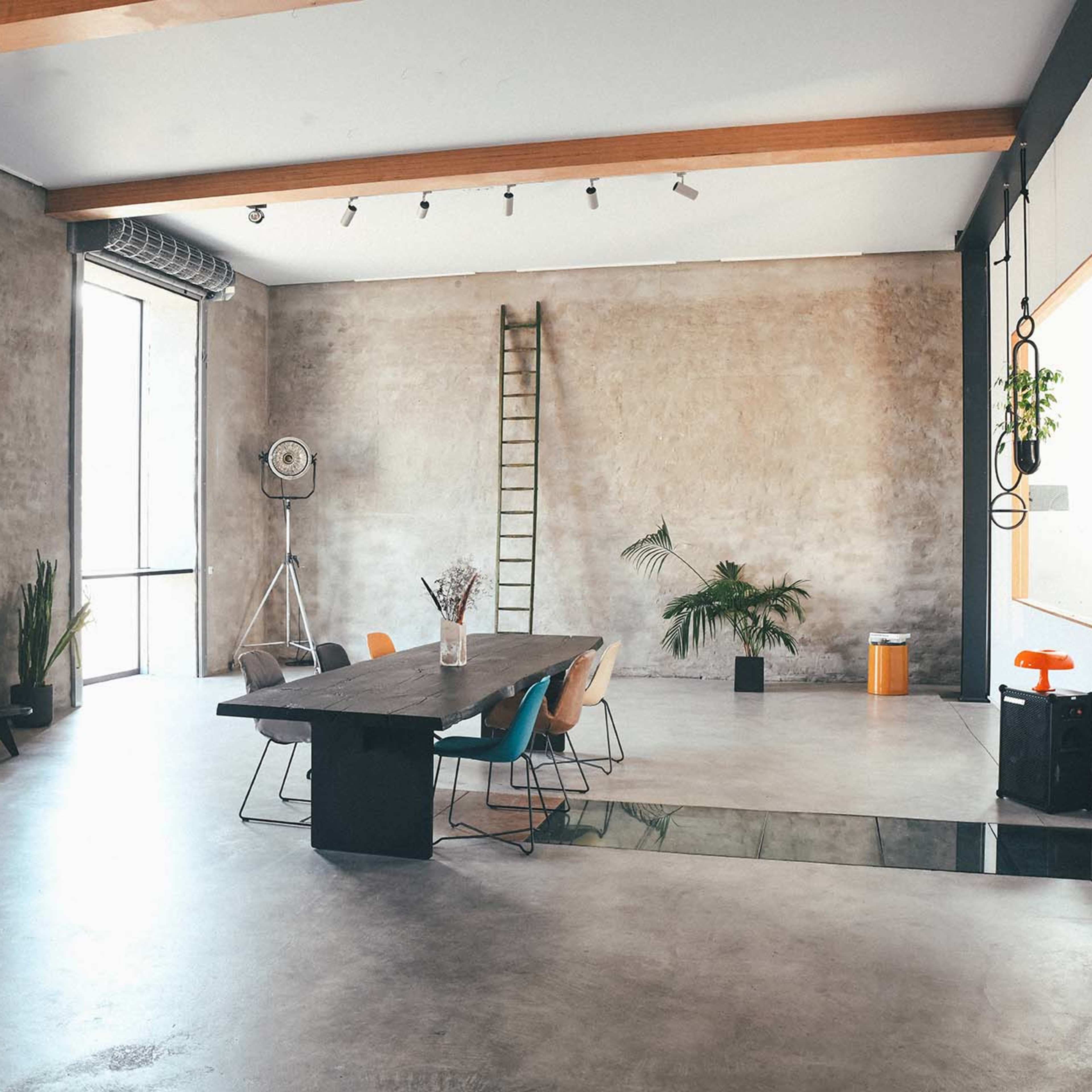 Multifunctional Design Studio at the Spree Bild in Berlin, Berlin, BE