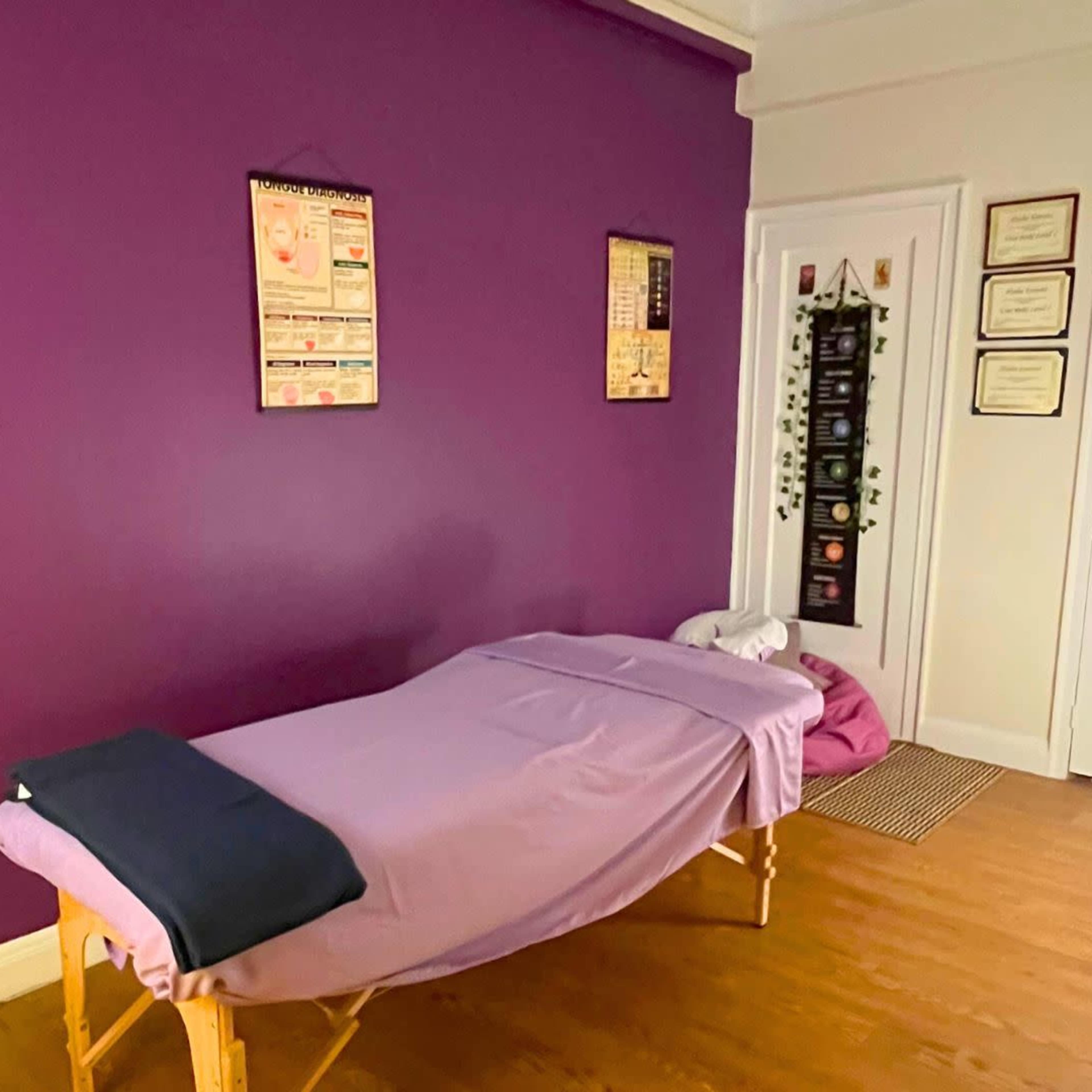 Private Room for Massage Therapists Image in West Bronx, Bronx County, NY