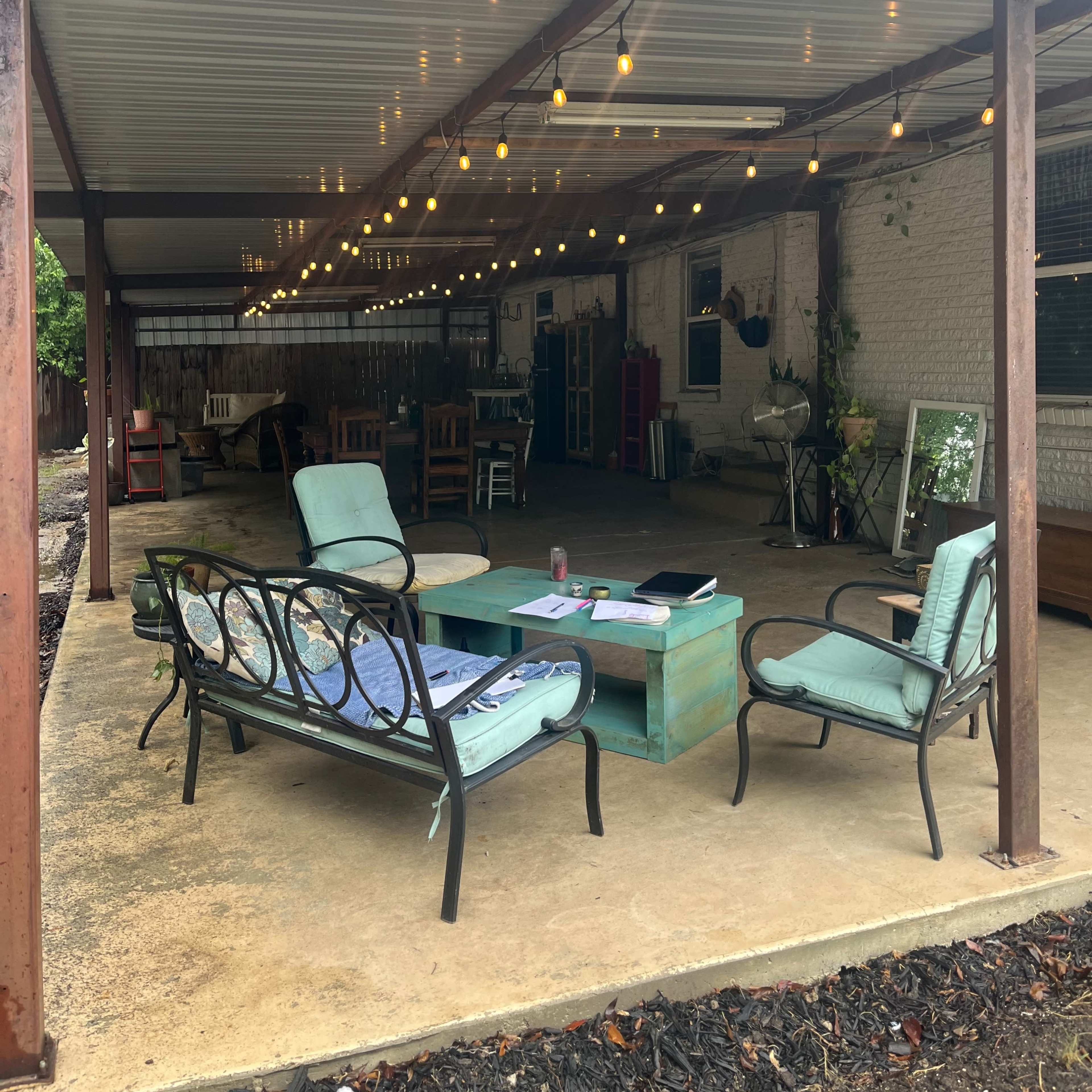 Verdant Ranch House Compound 5 Minutes from Downtown Image in Morningside, Fort Worth, TX