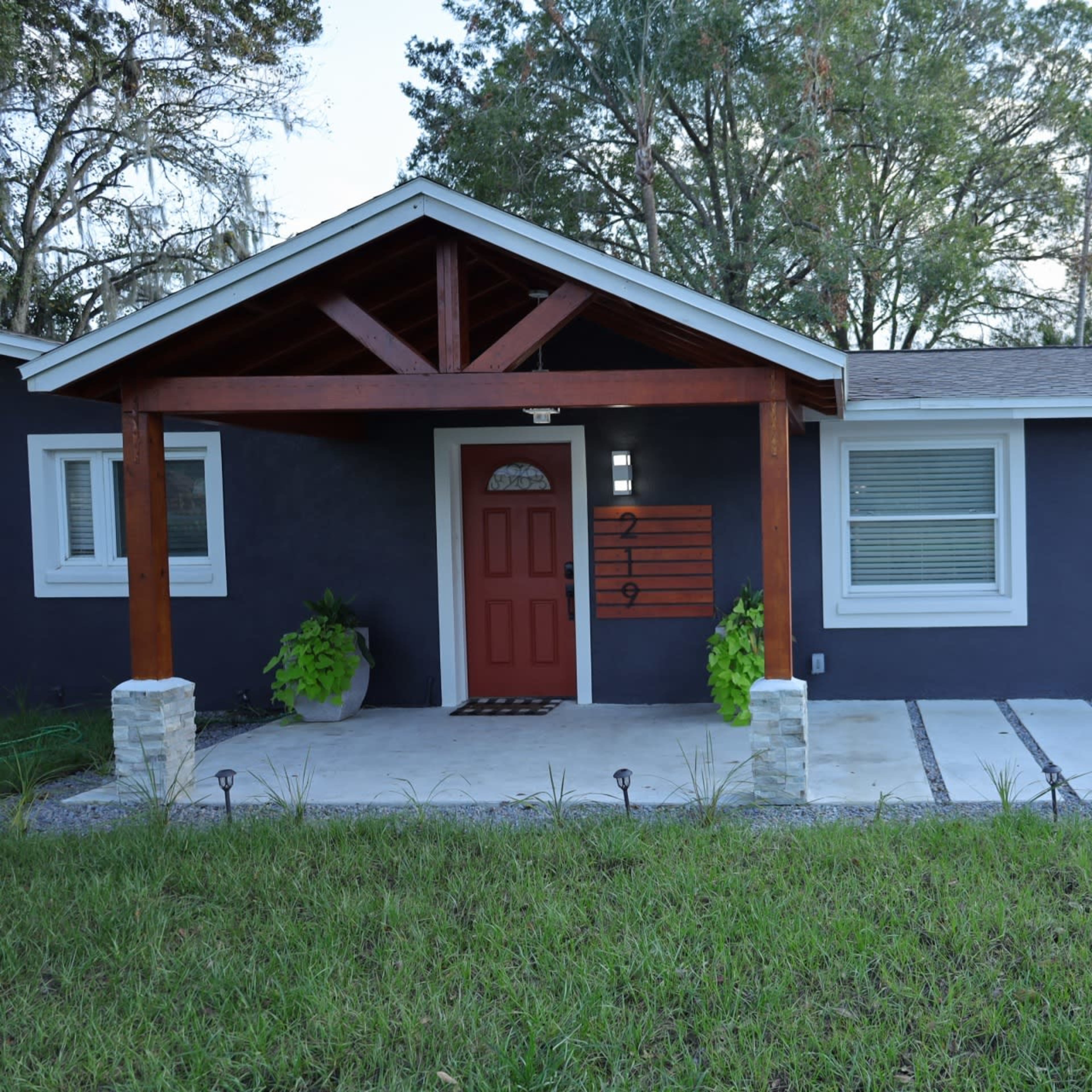 Plant City Modern Soho Farmhouse, Event Friendly!! Image in , Plant City, FL