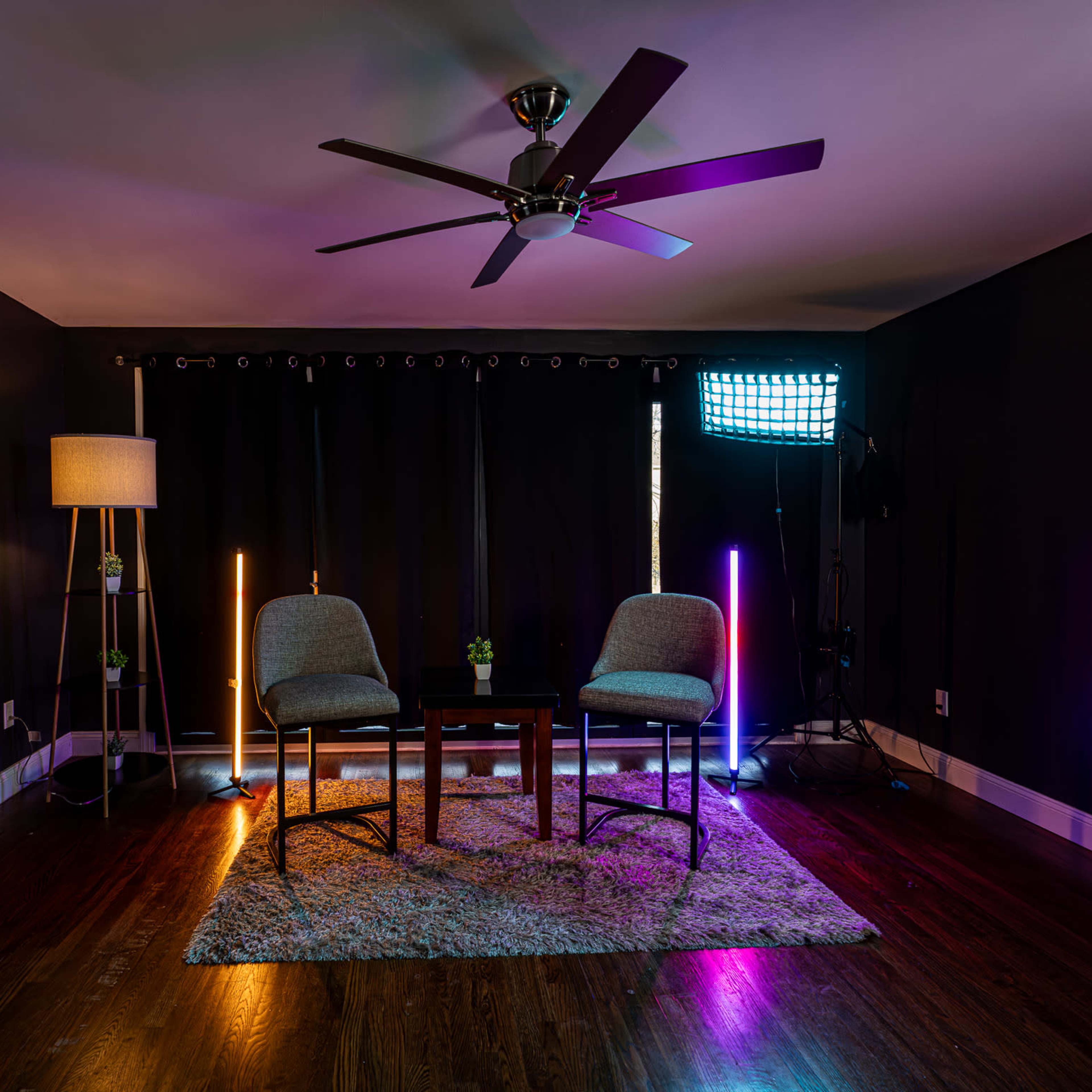 Private Back Room with Large Windows. Image in Linden, Linden, NJ