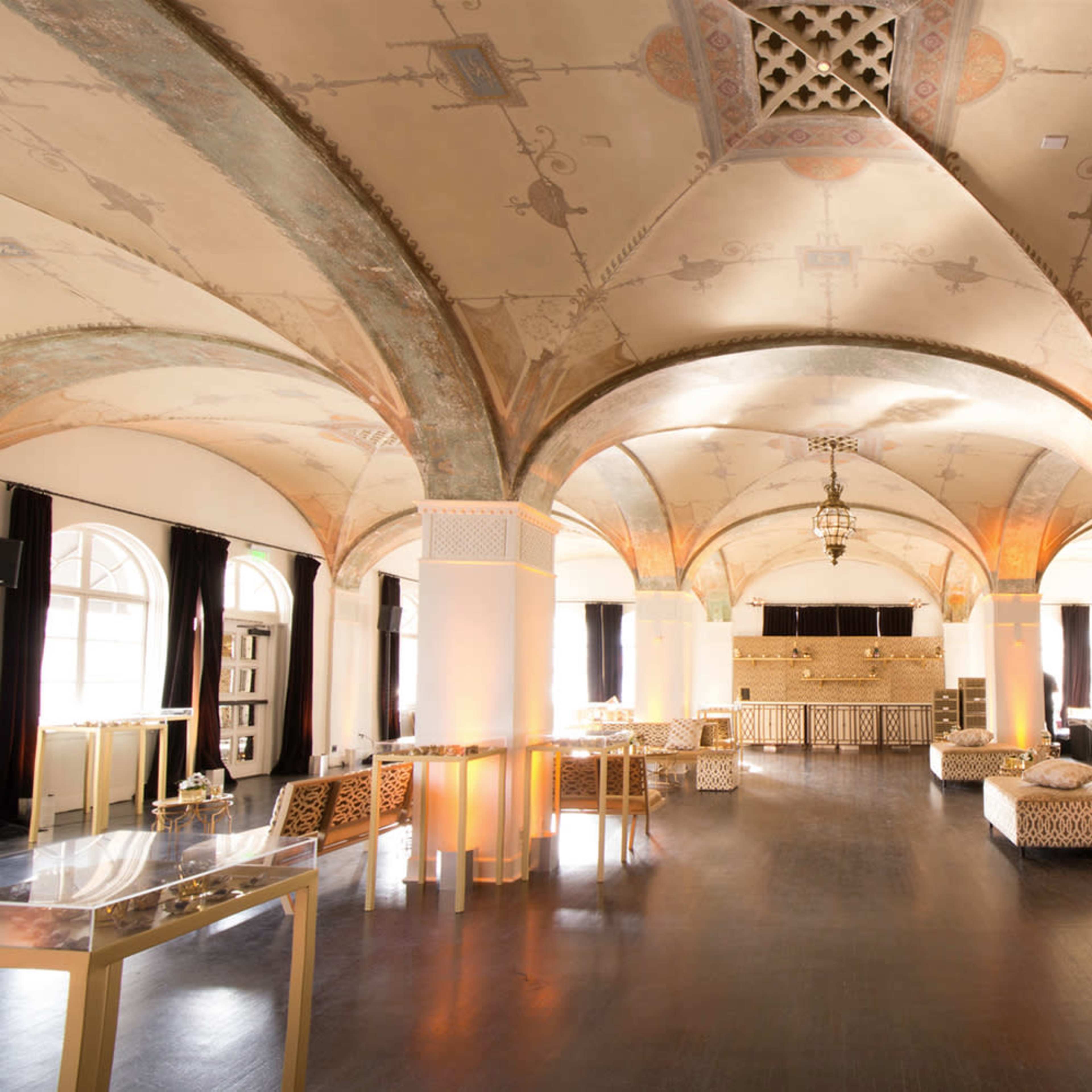 Grandeur Hollywood Event Space w/ Themed Rooms Image in Hollywood, Los Angeles, CA