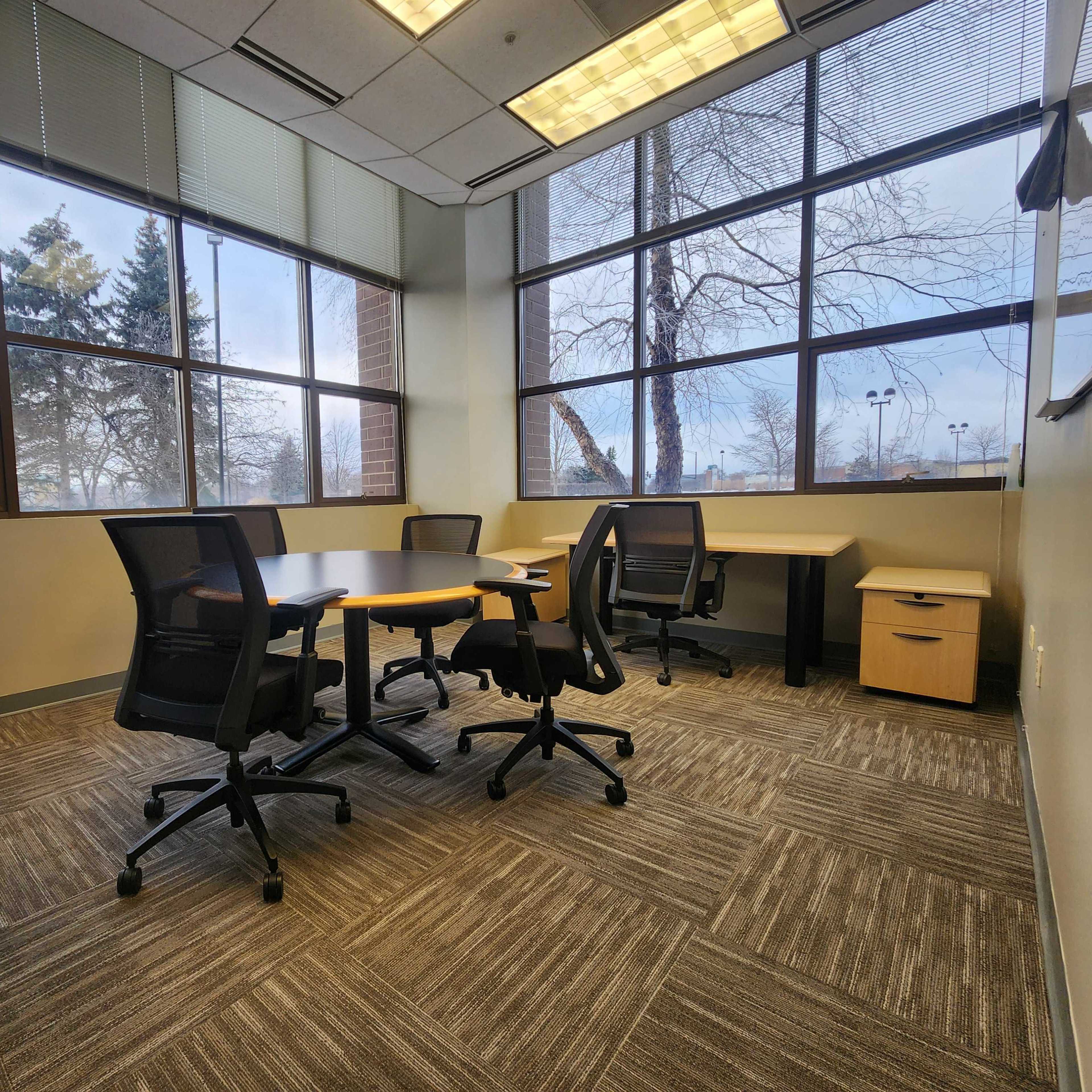 Private office with a view Image in Vernon Township, Lincolnshire, IL